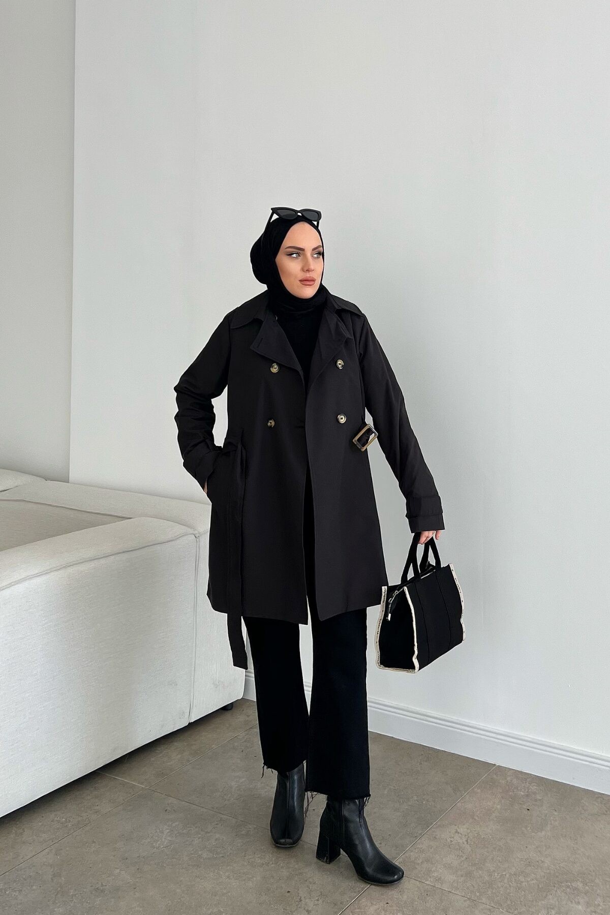 Stradivarius Muadil Trençkot - Siyah