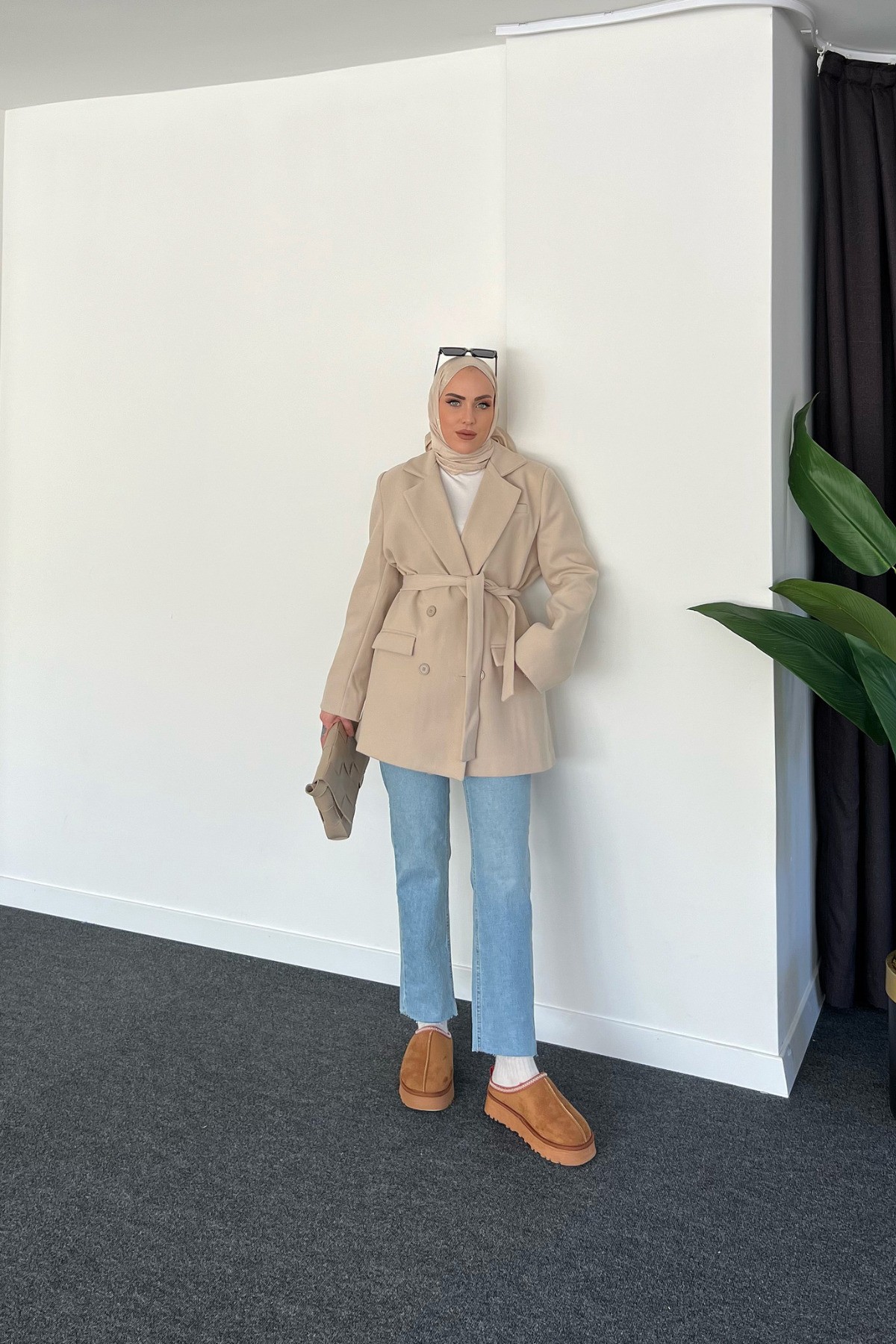 Kemerli İthal Kaşe Blazer Ceket - Bej