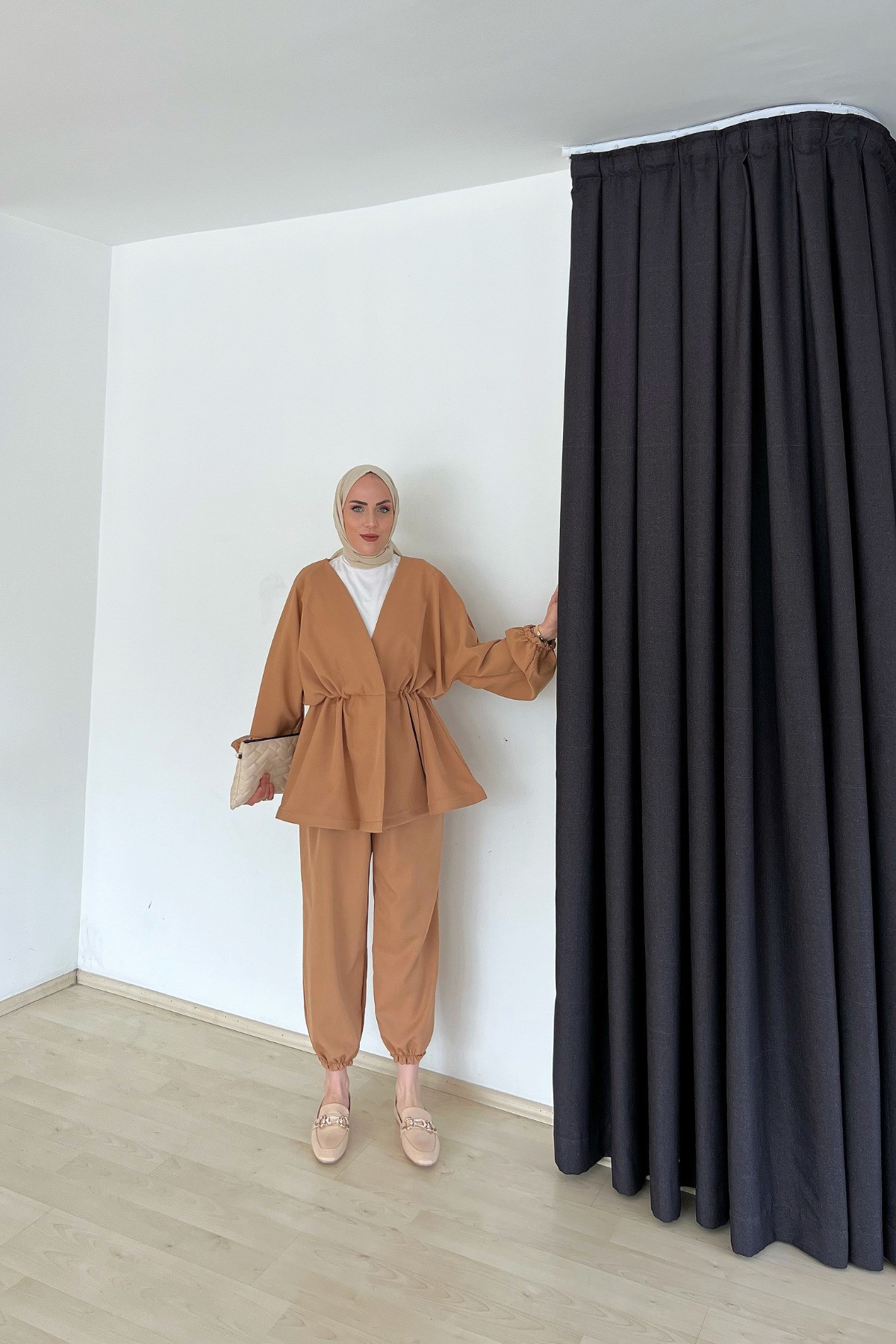 Liana Takım - Bej
