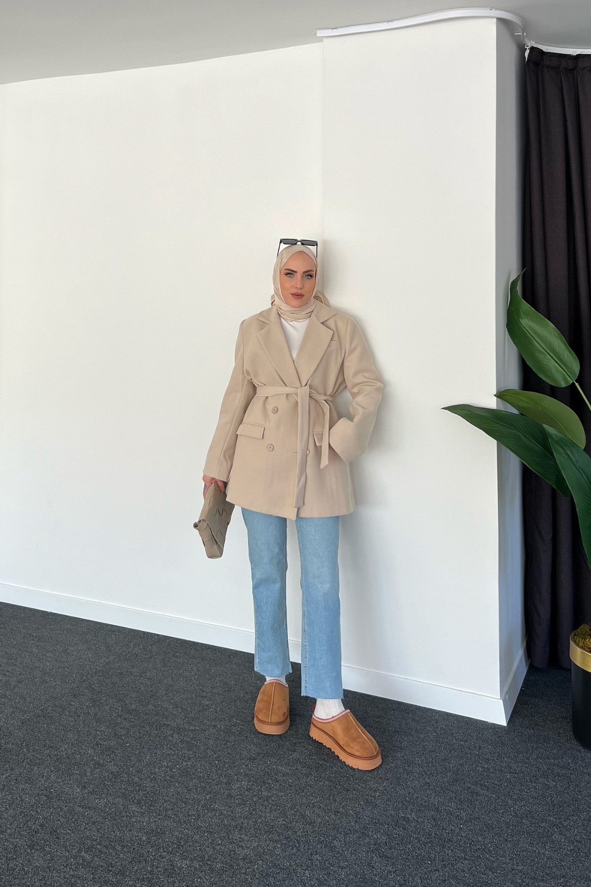 Kemerli İthal Kaşe Blazer Ceket - Bej