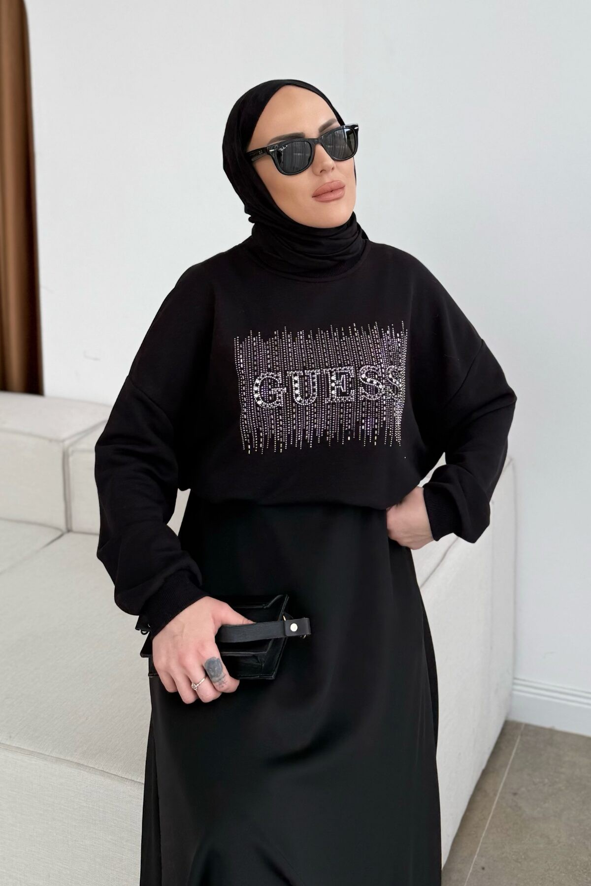 Guess Boncuk İşlemeli Sweat Siyah