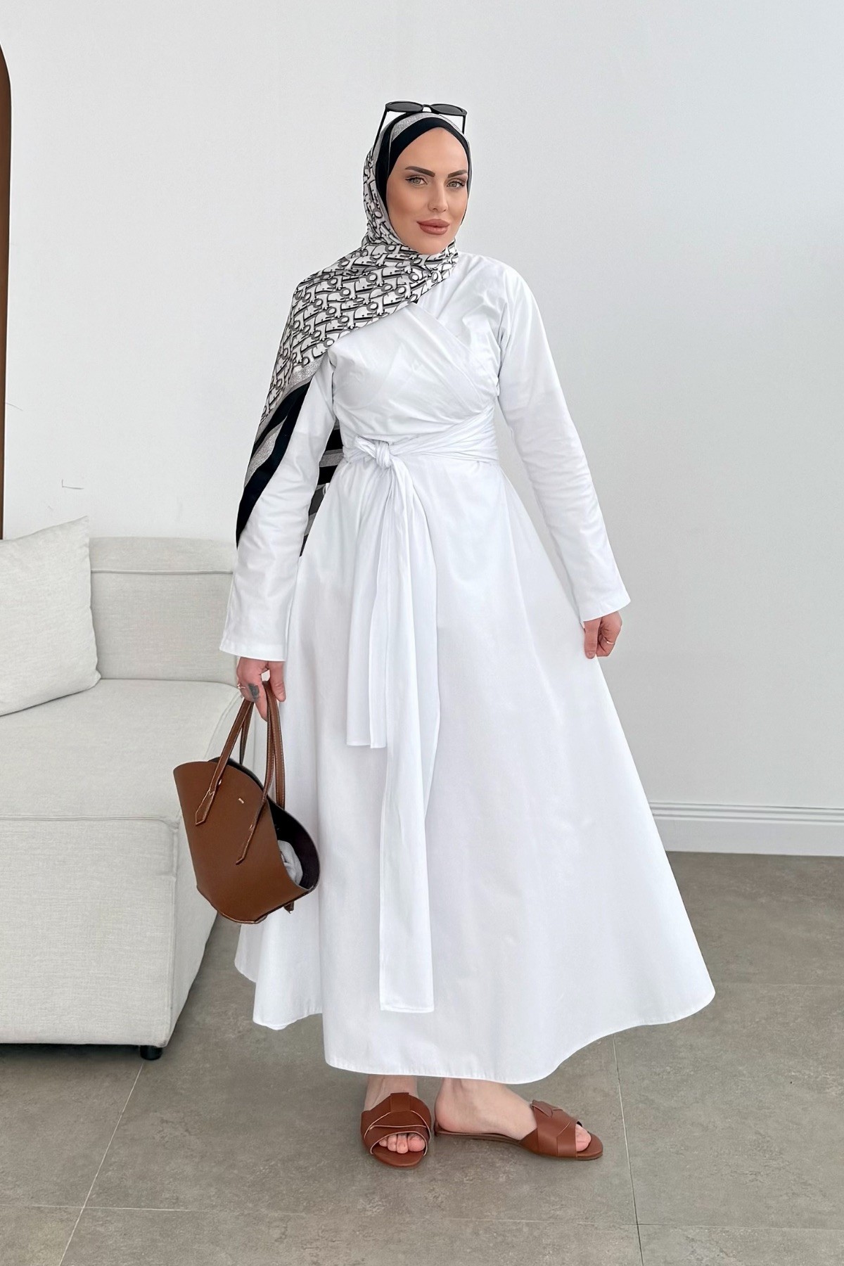 Pinterest Model Poplin Elbise Beyaz