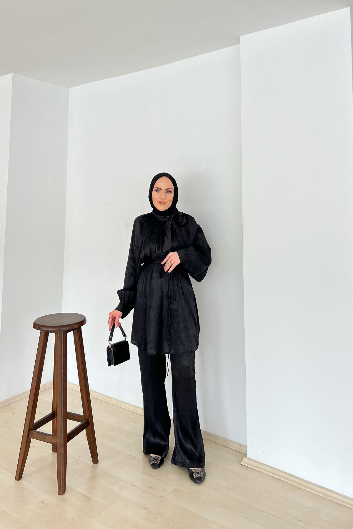 Premium Saten Takım- Siyah