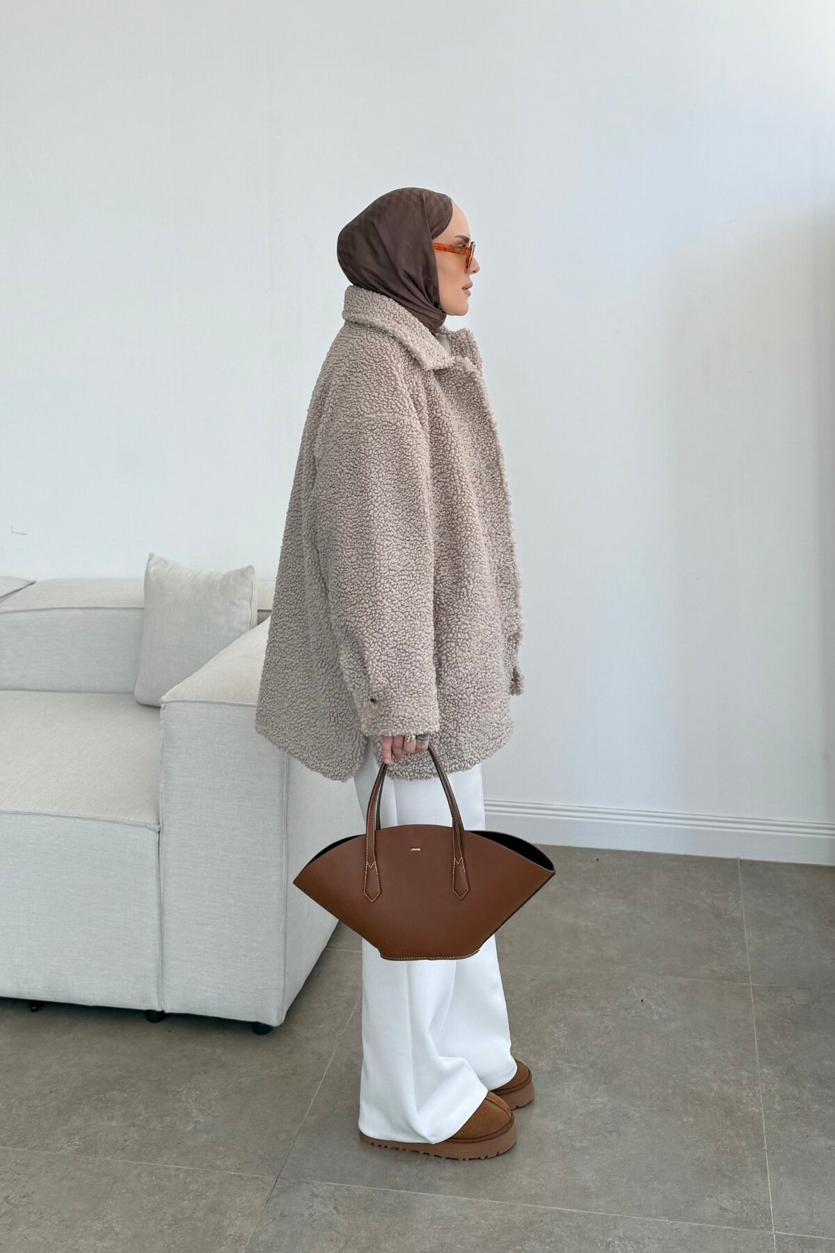 H&amp;M Model Teddy Mont Bej