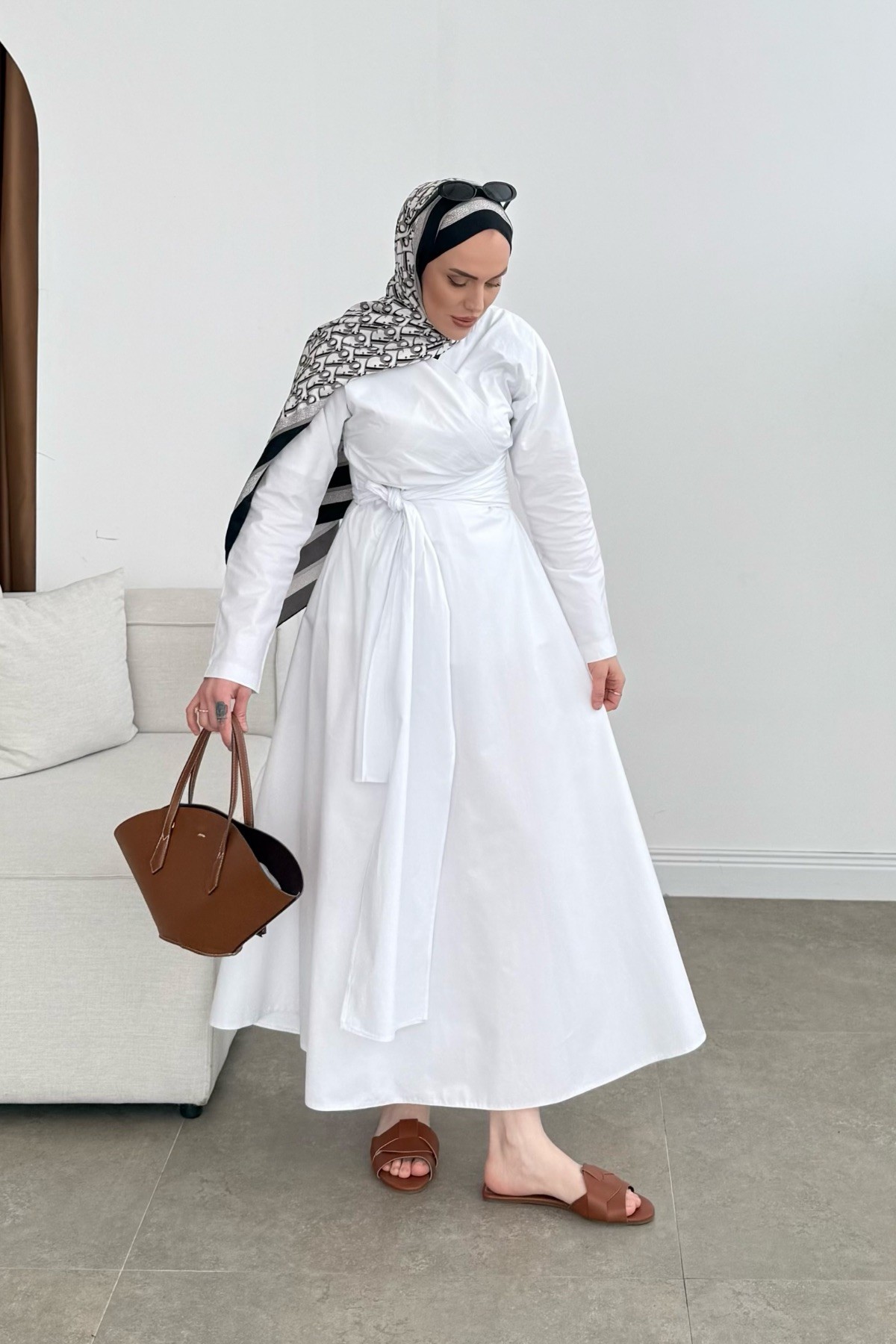 Pinterest Model Poplin Elbise Beyaz