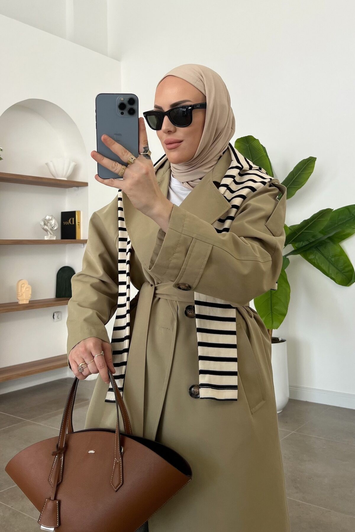 Mngo Model Özel Seri Trençkot Haki