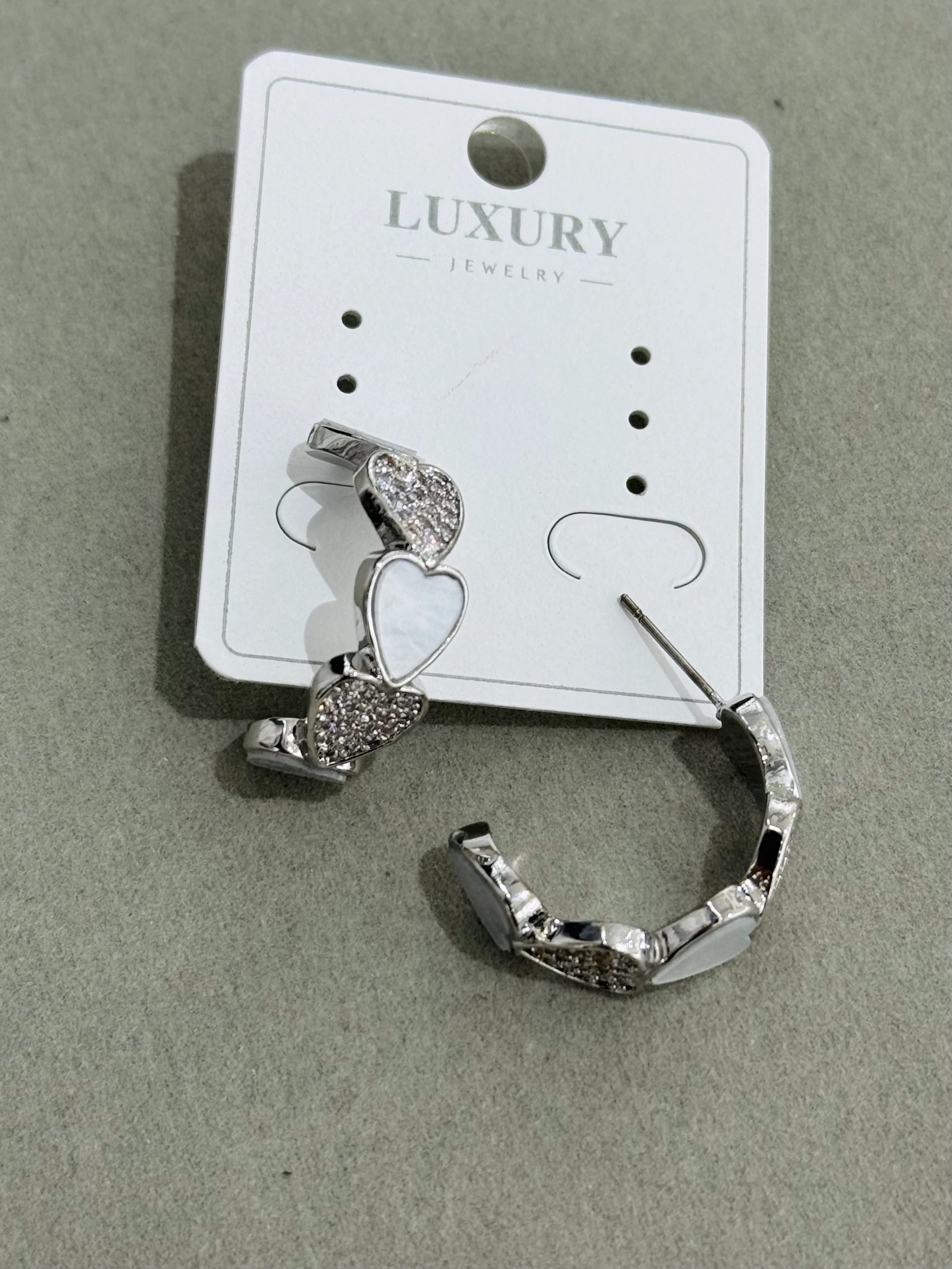 Özel Seri Taşlı Kalp Küpe