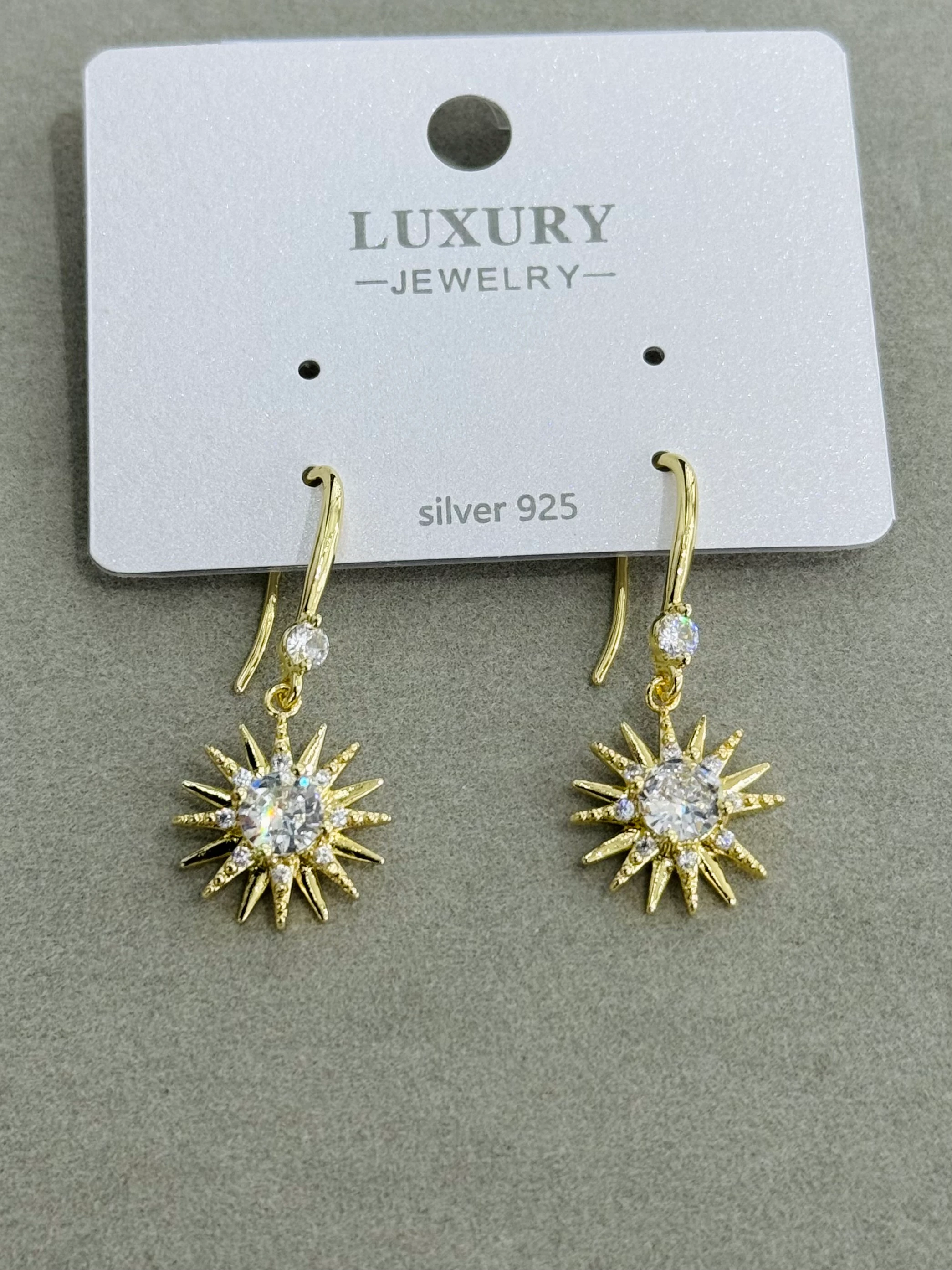 Özel Seri Taşlı Güneş Küpe