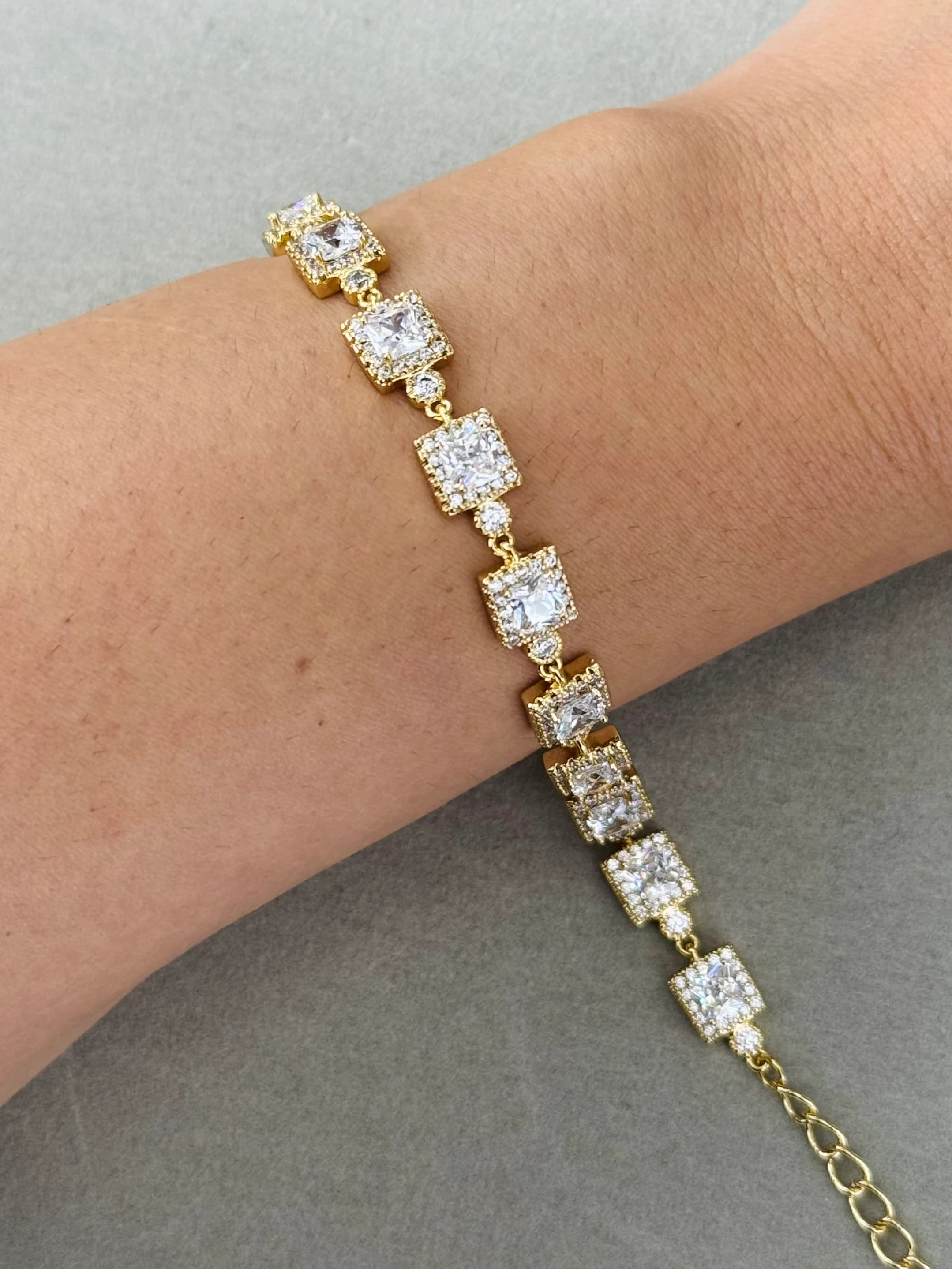 Xuping 14K Baget Taşlı Bileklik