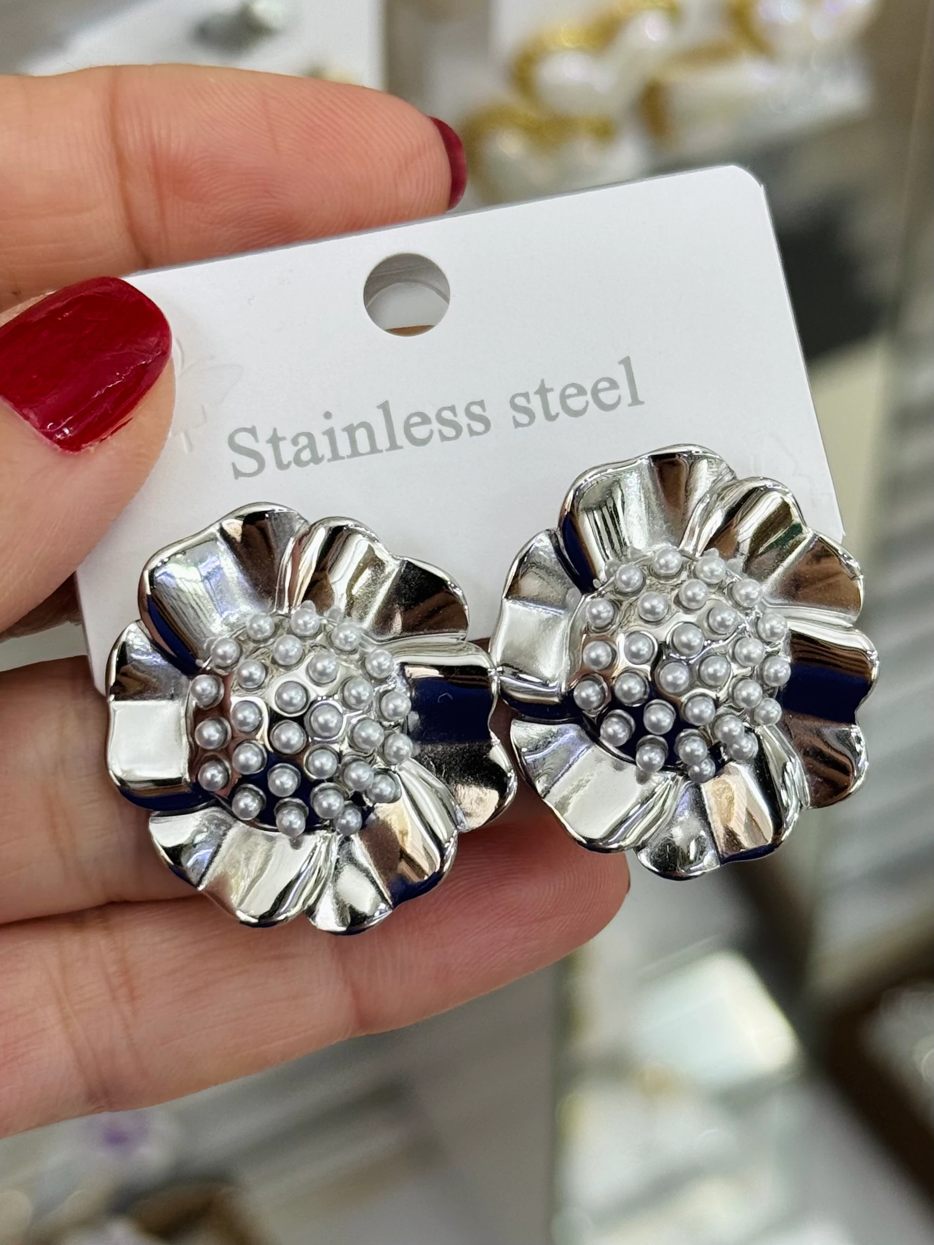 Çelik İnci Çiçek Küpe