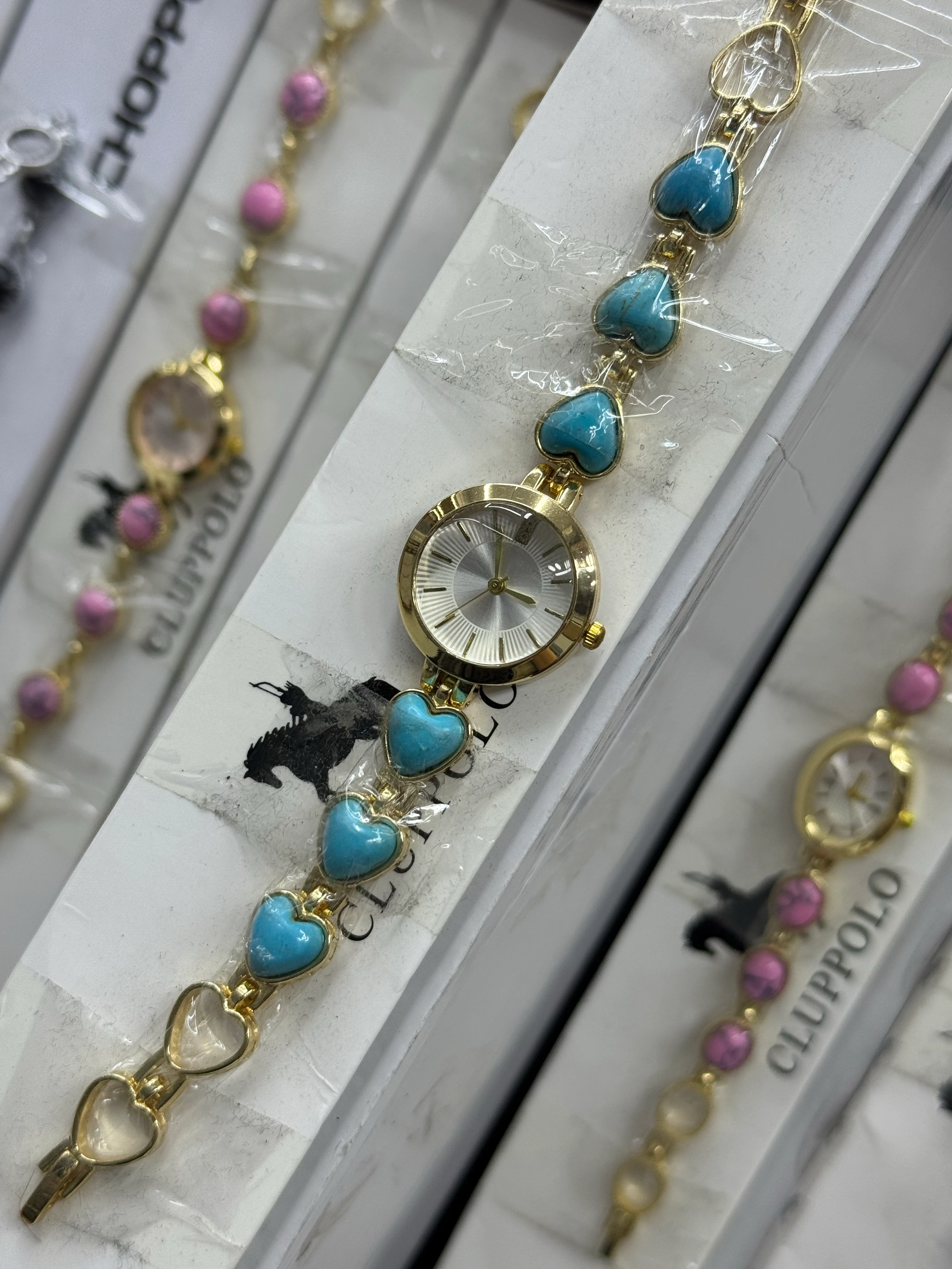 Altın Renk Mavi Taşlı Saat