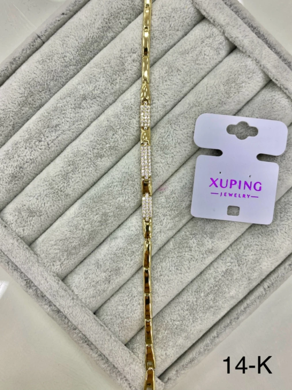 Xuping 14K Sıra Taşlı İnce Bileklik