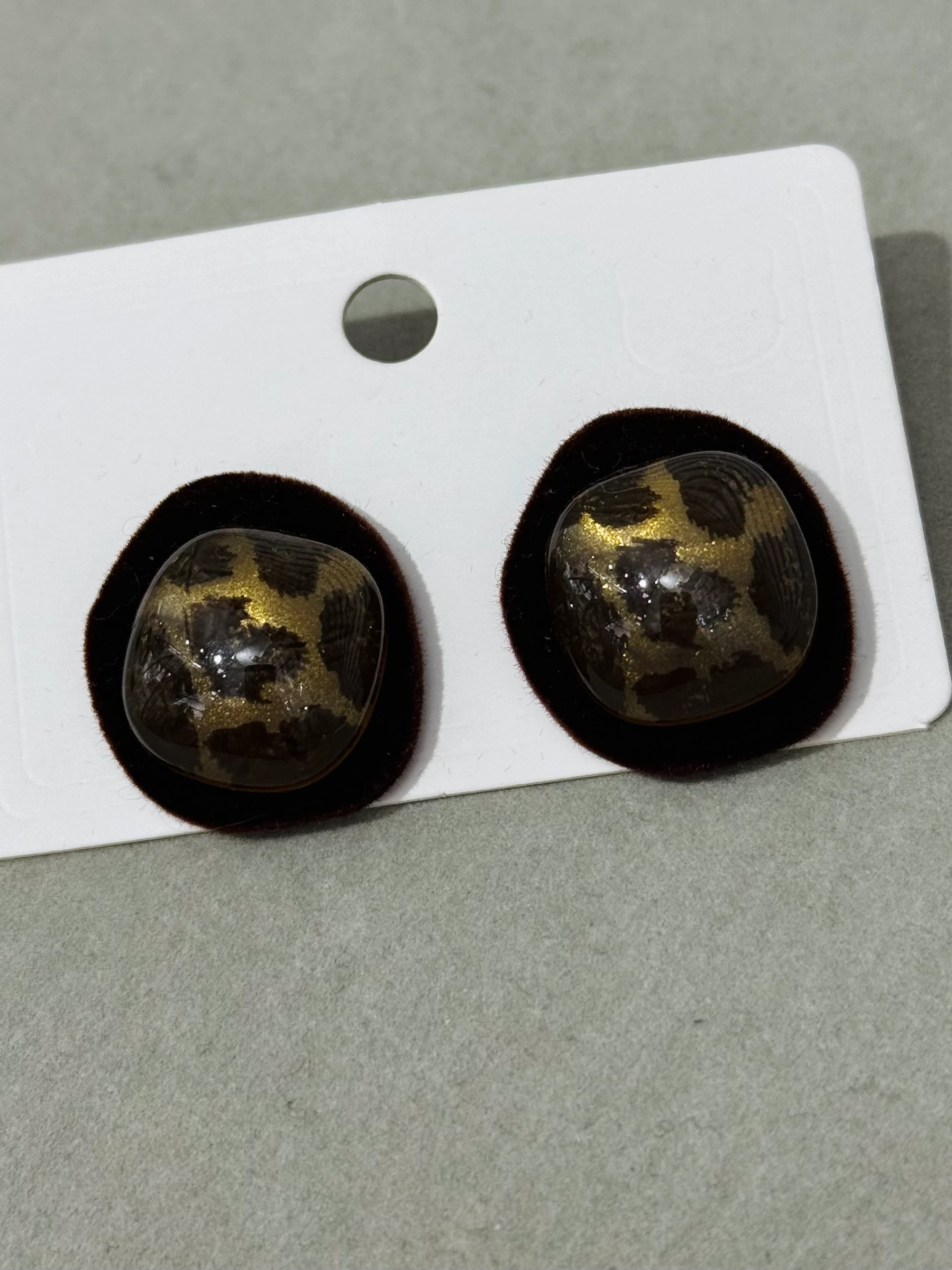 Siyah Simli Leopar Küpe