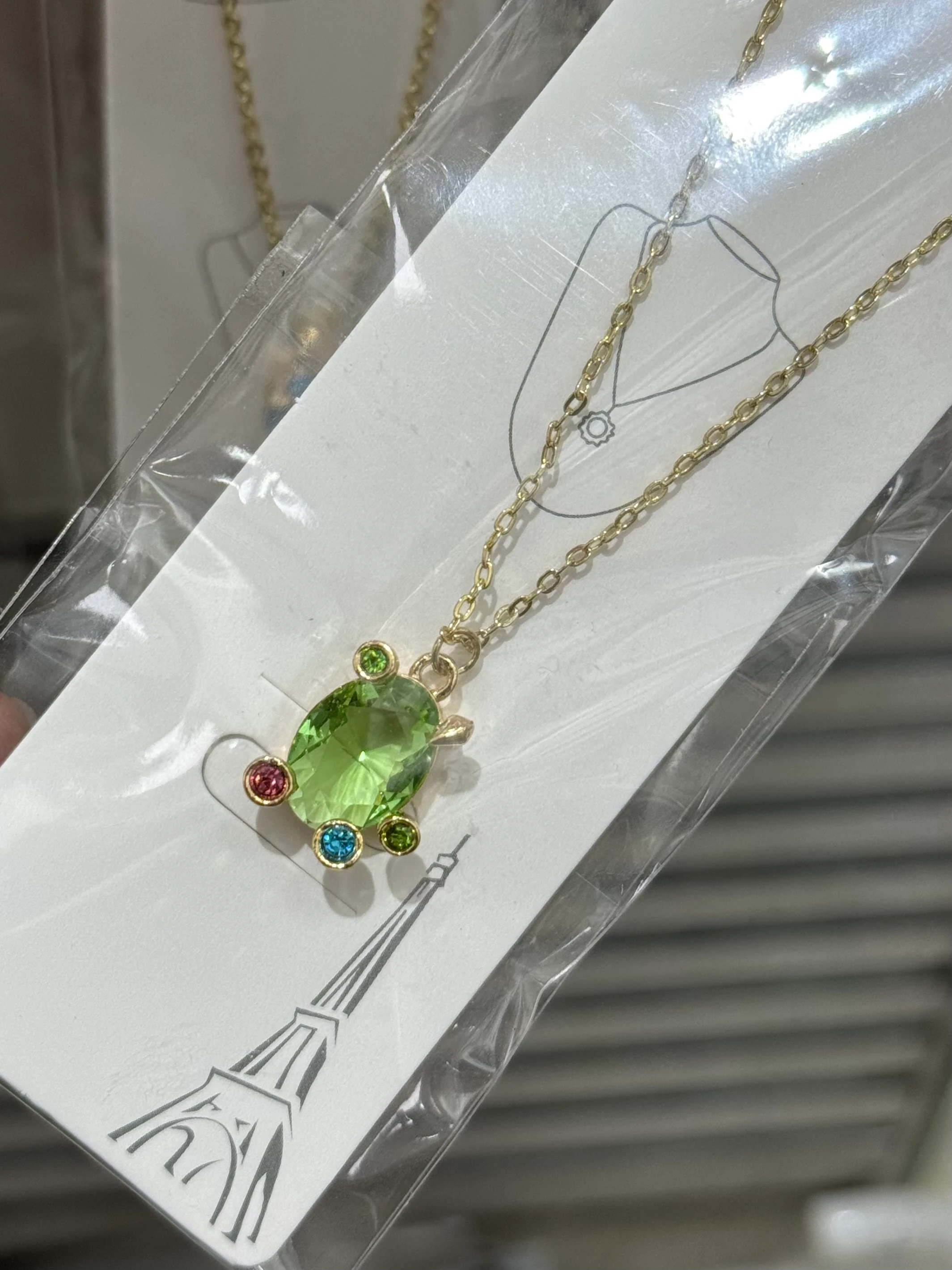 Çelik Yeşil Taşlı Kolye