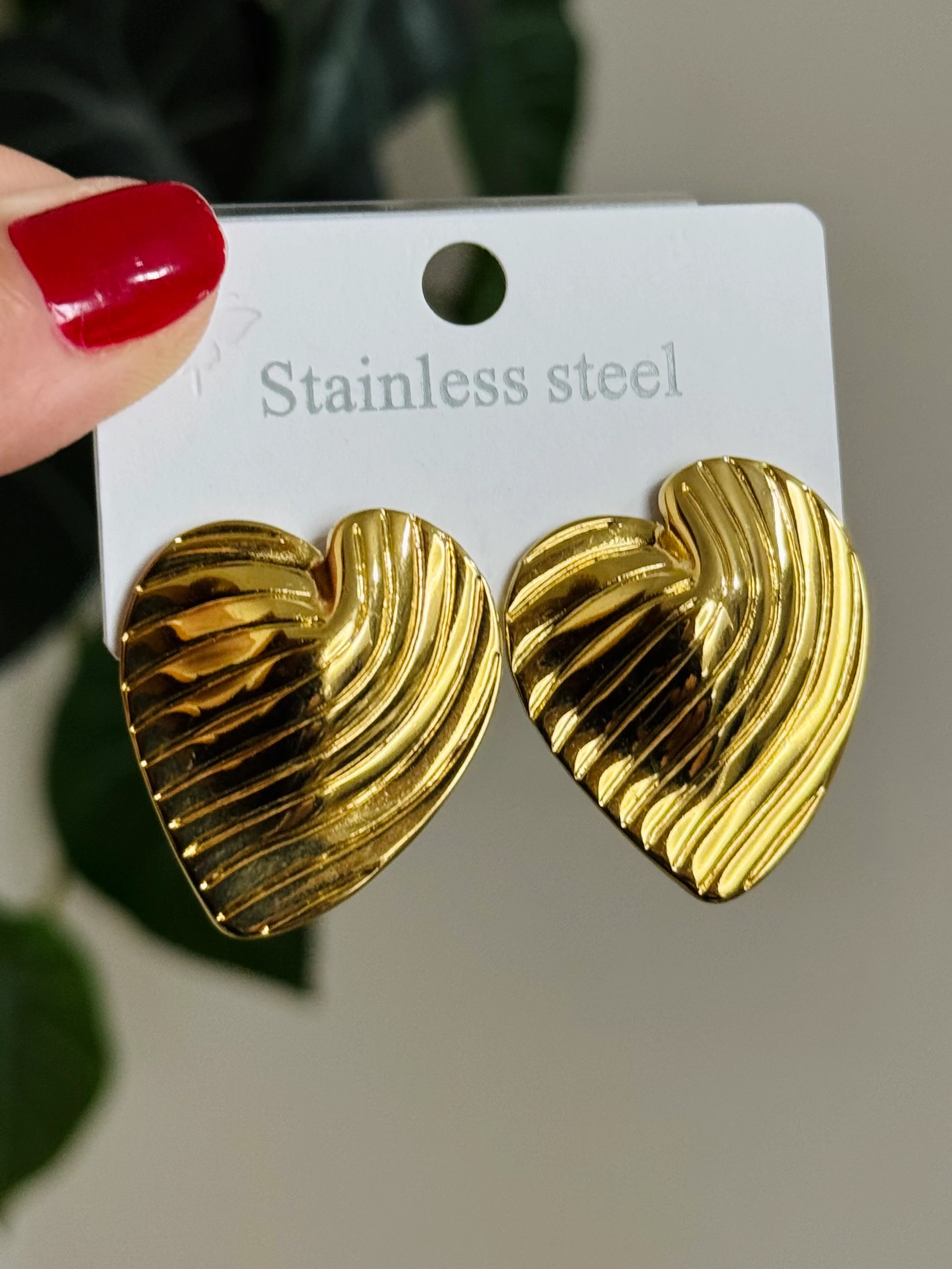 Çelik Kalp Plaka Küpe