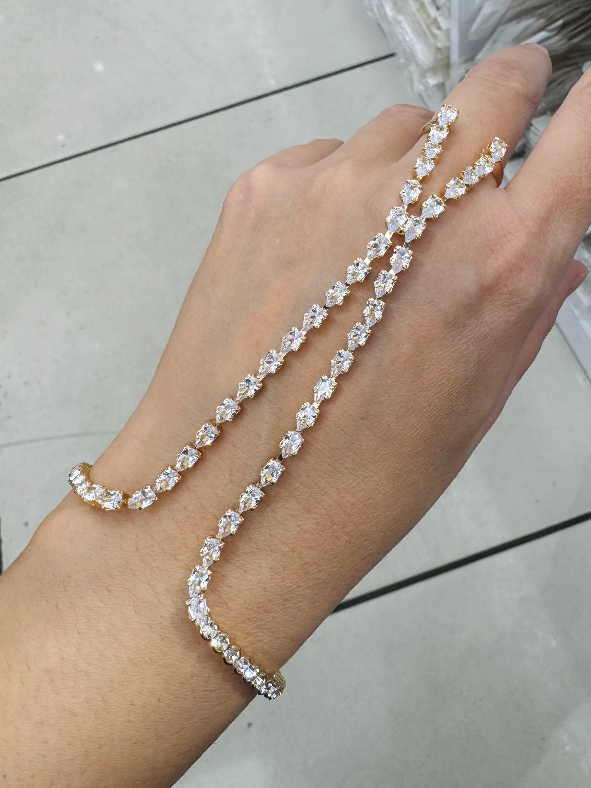 Çelik Altın Renk Su Yolu Kelepçe Şahmeran