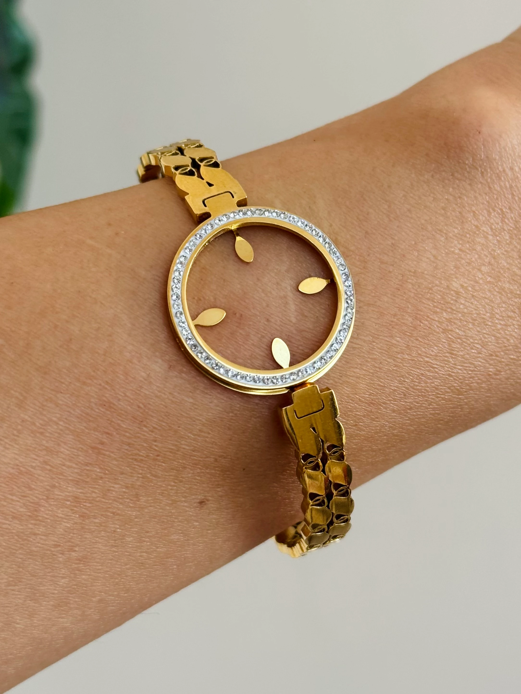 Çelik Yarım Altınlık Kelepçe