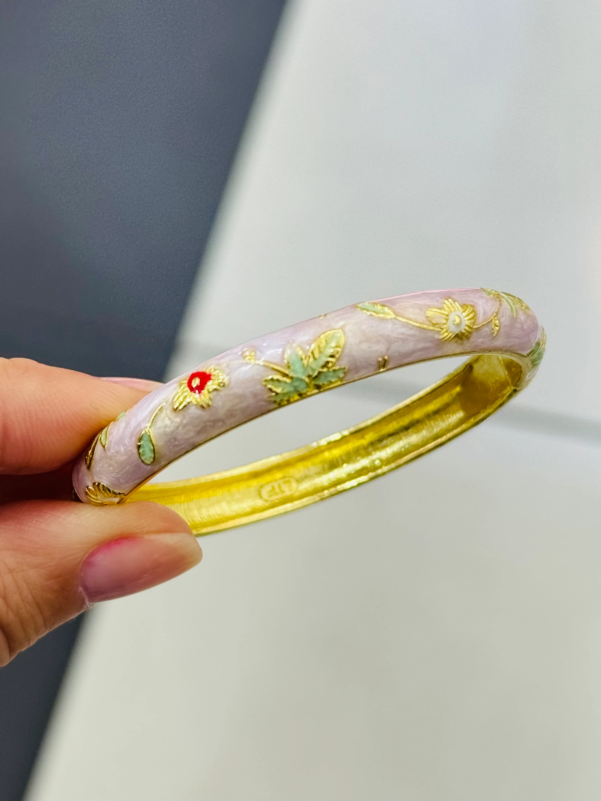 Bebe Boy Renkli Kelepçe