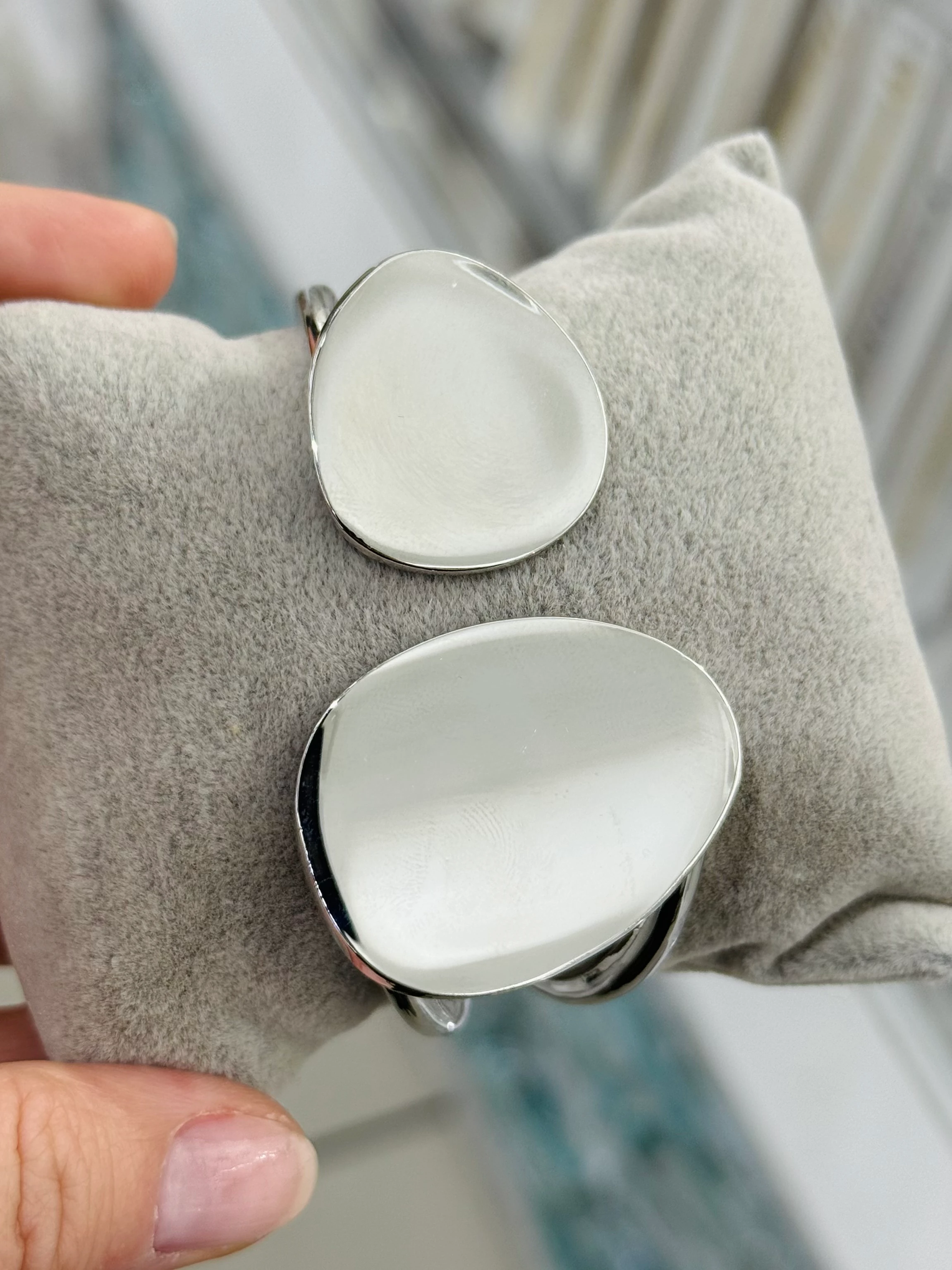 Gümüş Renk Zr Model Kelepçe