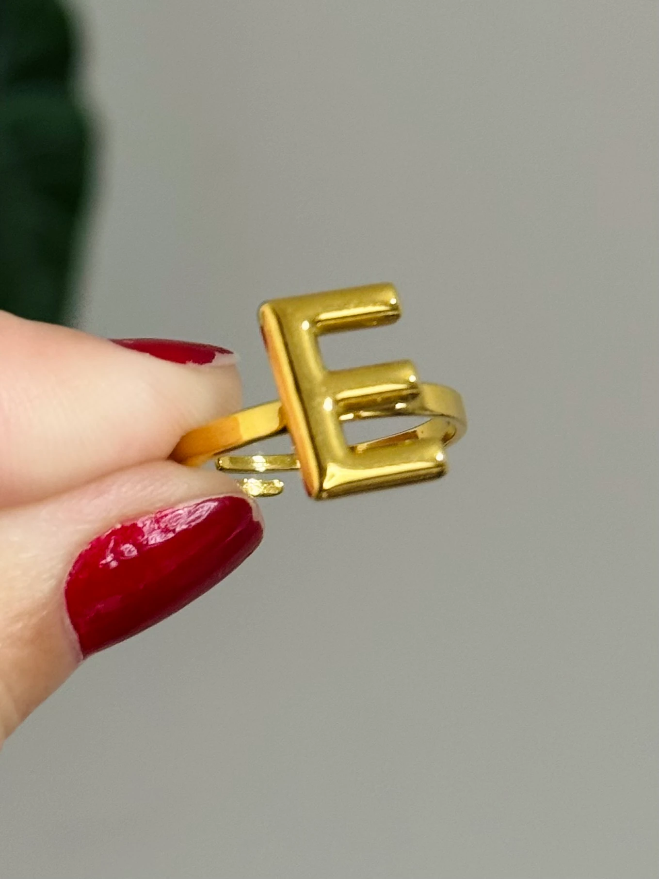 Çelik E Harf Yüzük