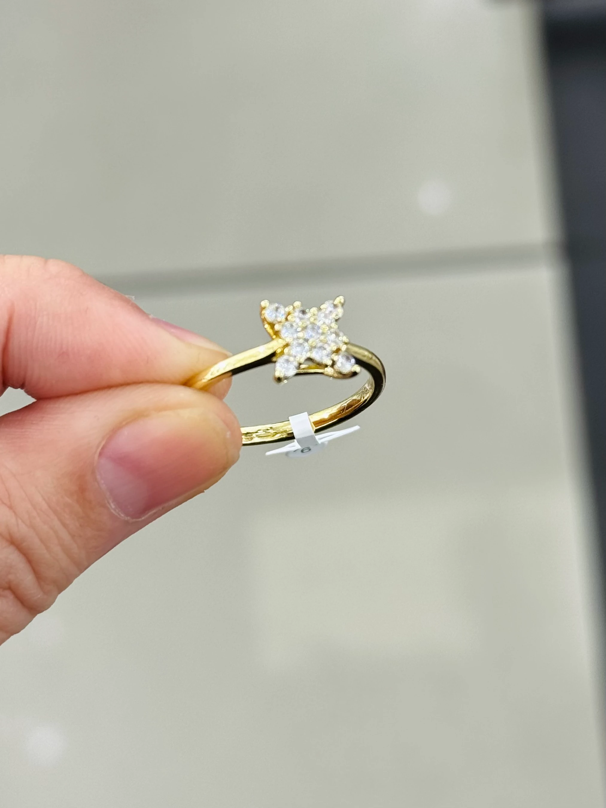 Xuping 9 no Yıldız Tek Taş Yüzük