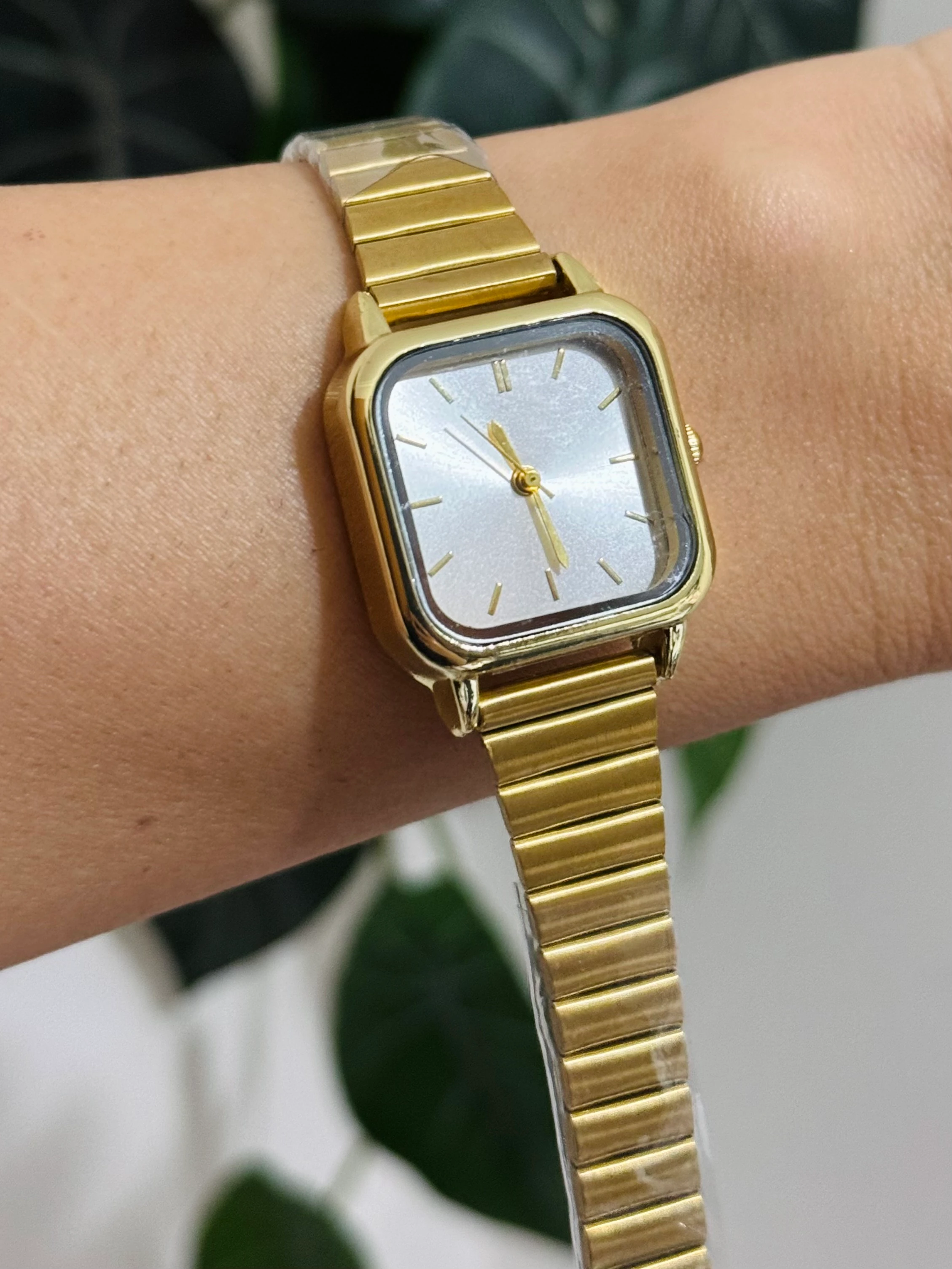 Altın Renk Beyaz İç Saat