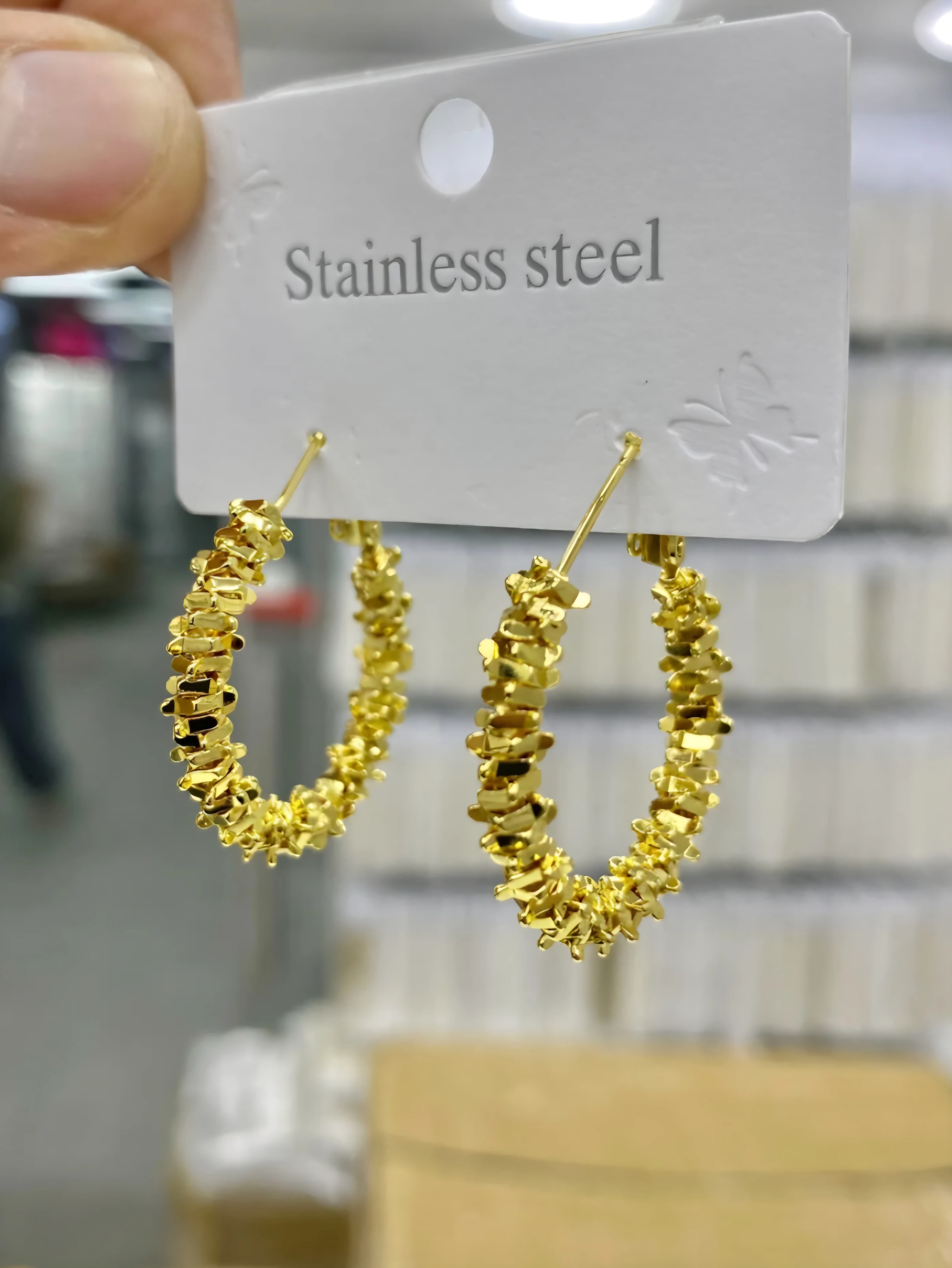 Çelik Pırıltı Küpe