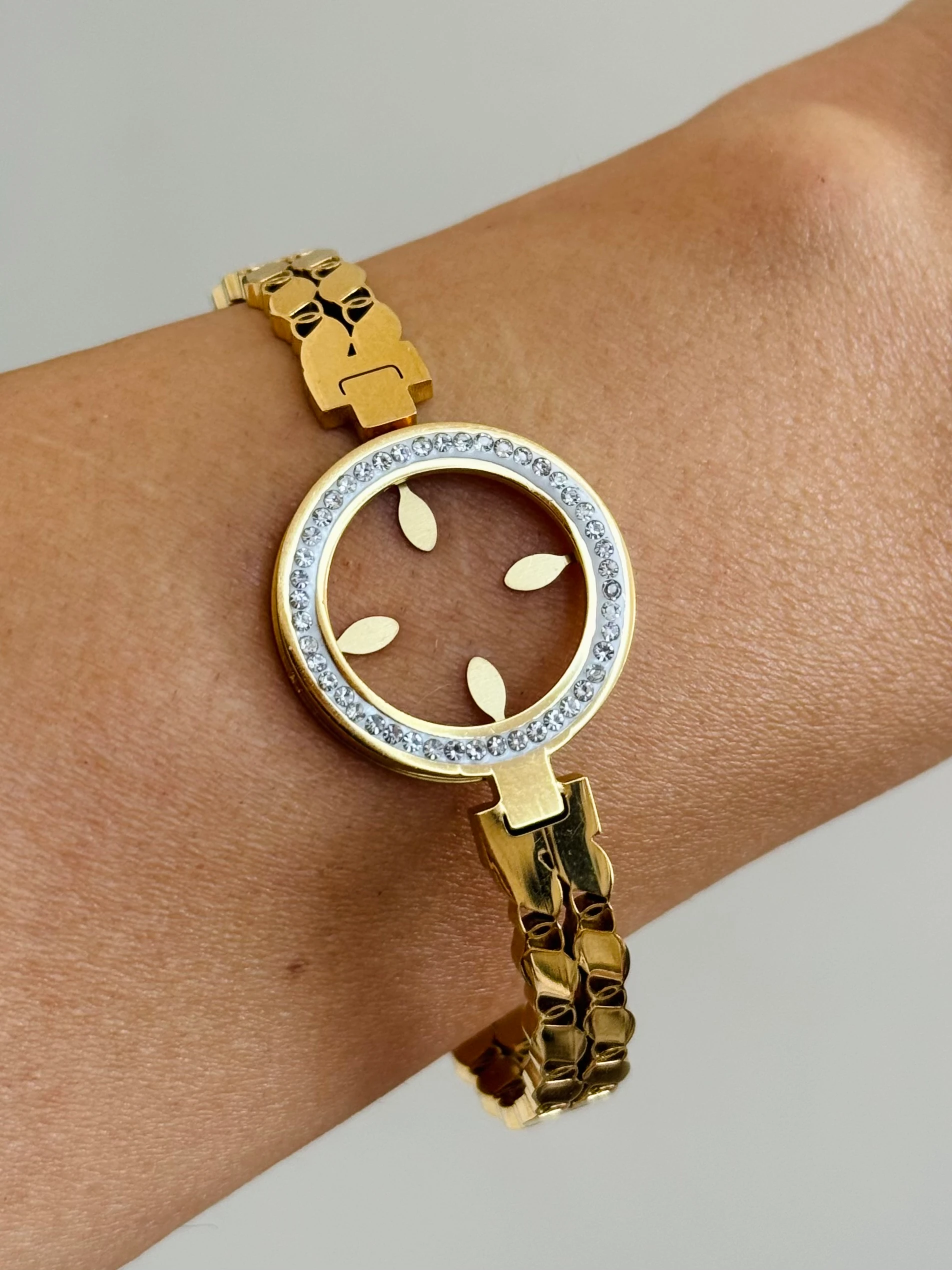 Çelik Çeyrek Altınlık Kelepçe