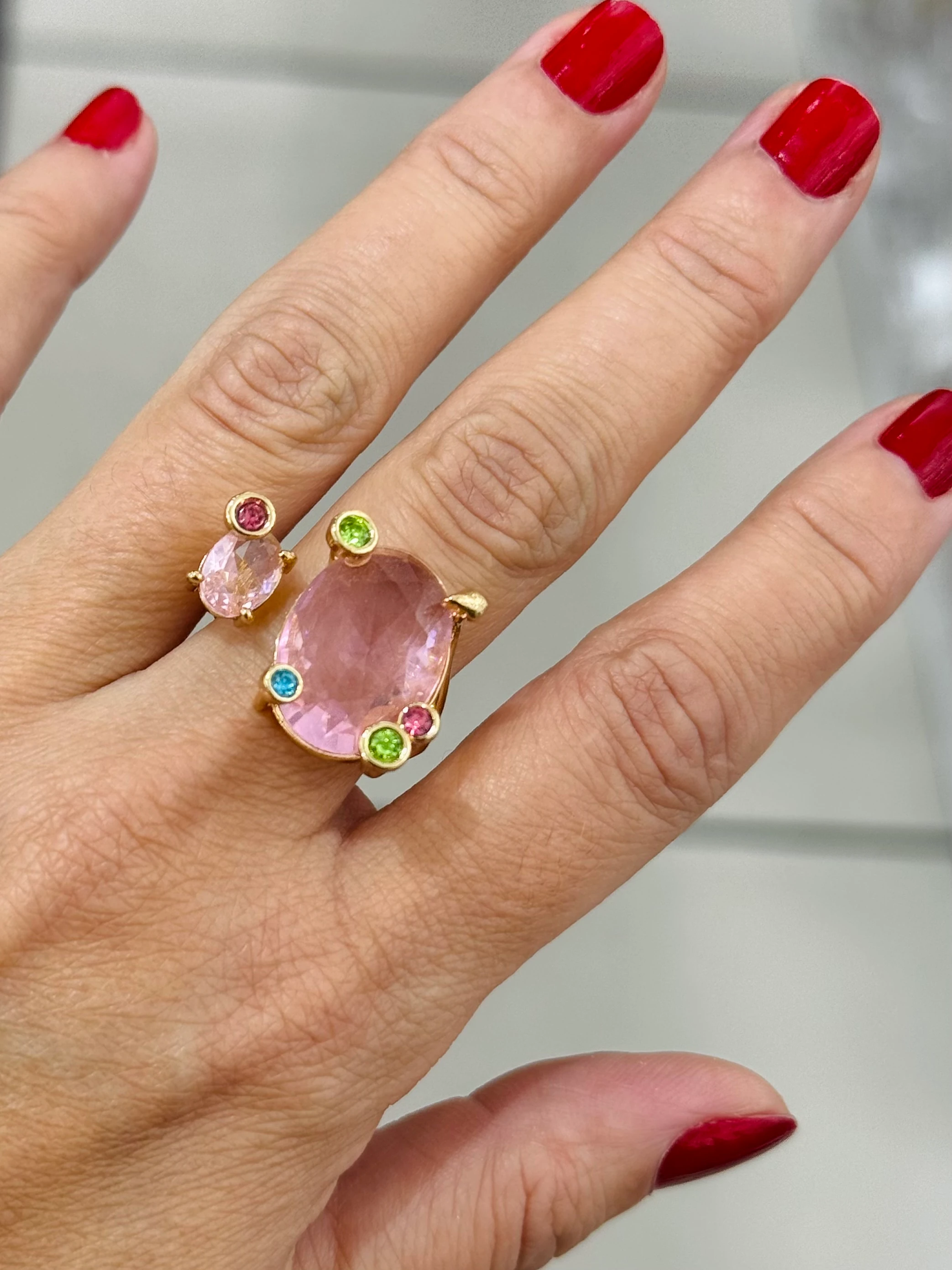 Pembe Taşlı Ayarlanabilir Şeker Yüzük 