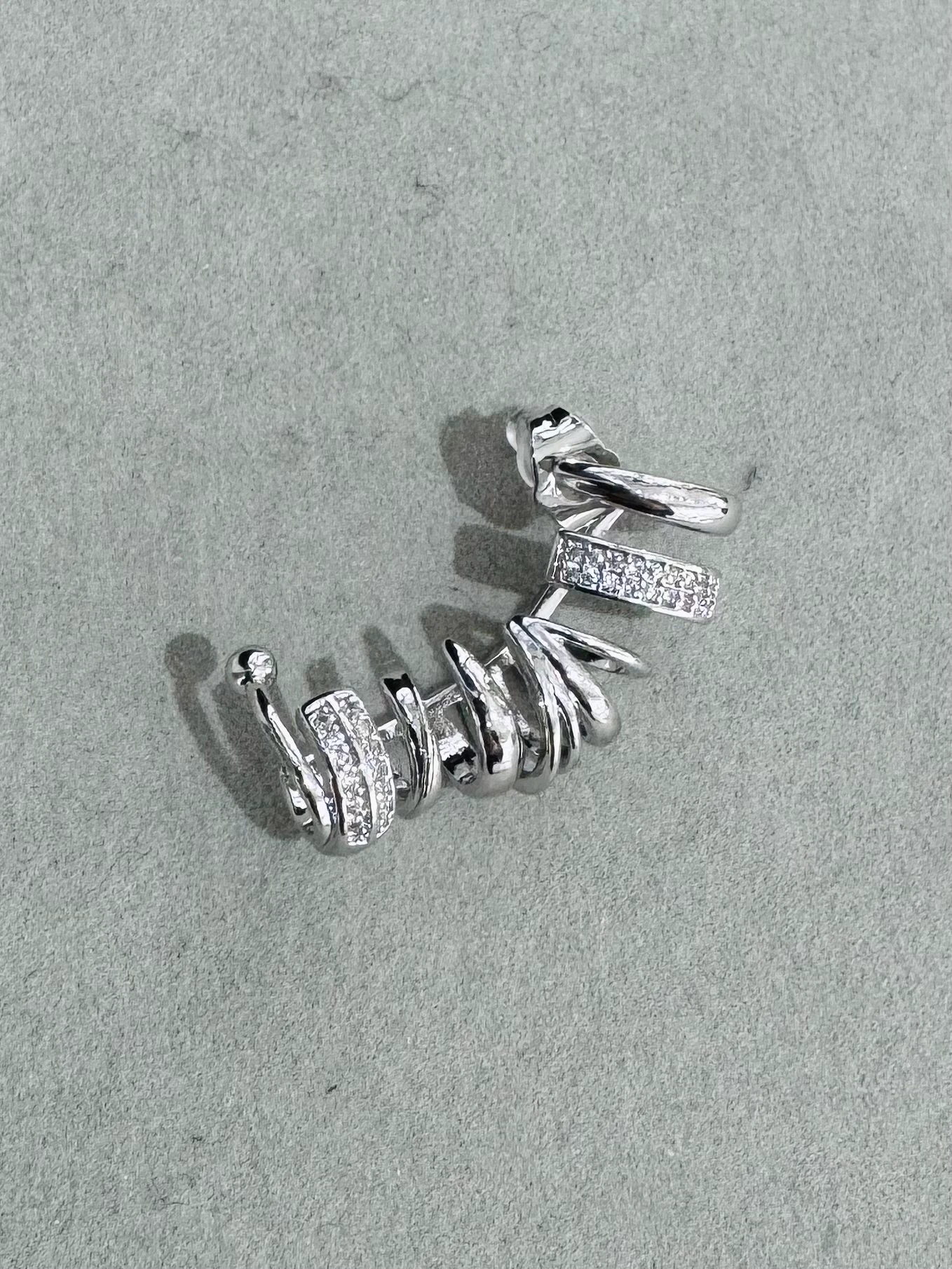 Özel Seri 14K Kıkırdak Küpe Sağ Kulak