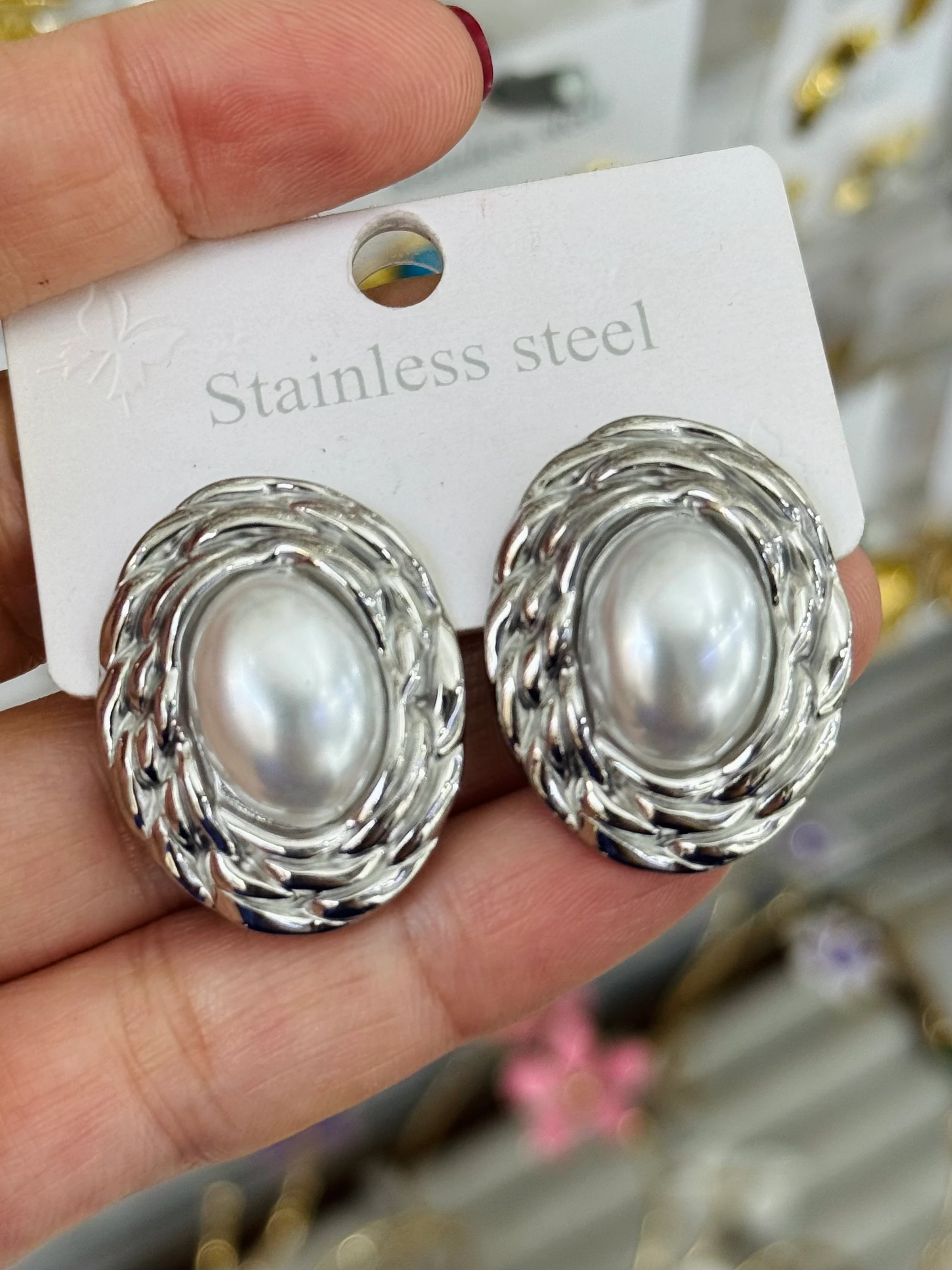 Çelik İncili Küpe