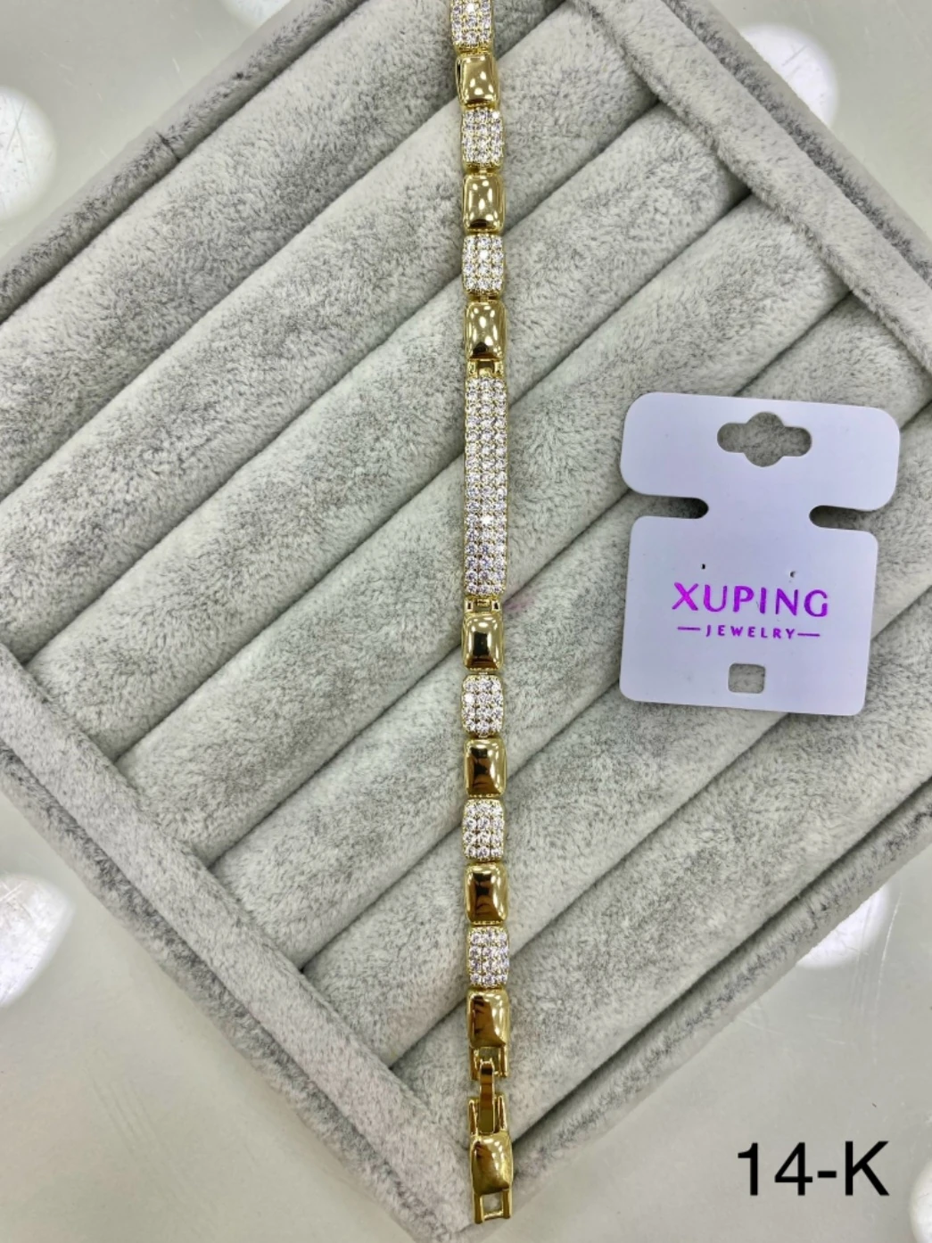 Xuping 14K Uzun Sıra Taşlı Bileklik