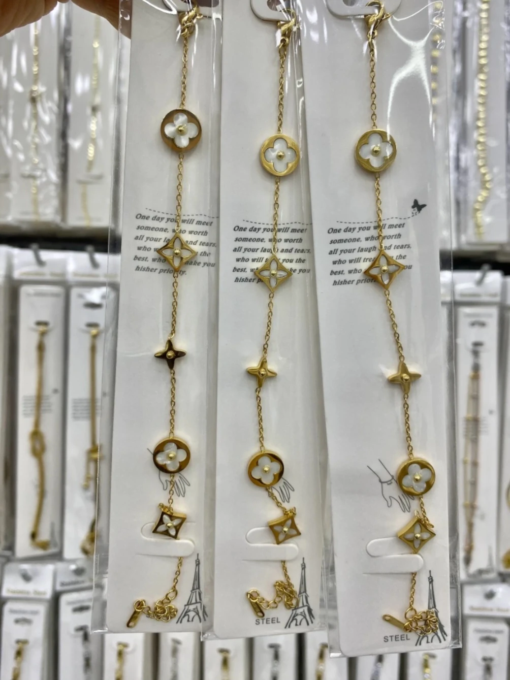 Çelik Beyaz Yonca Bileklik