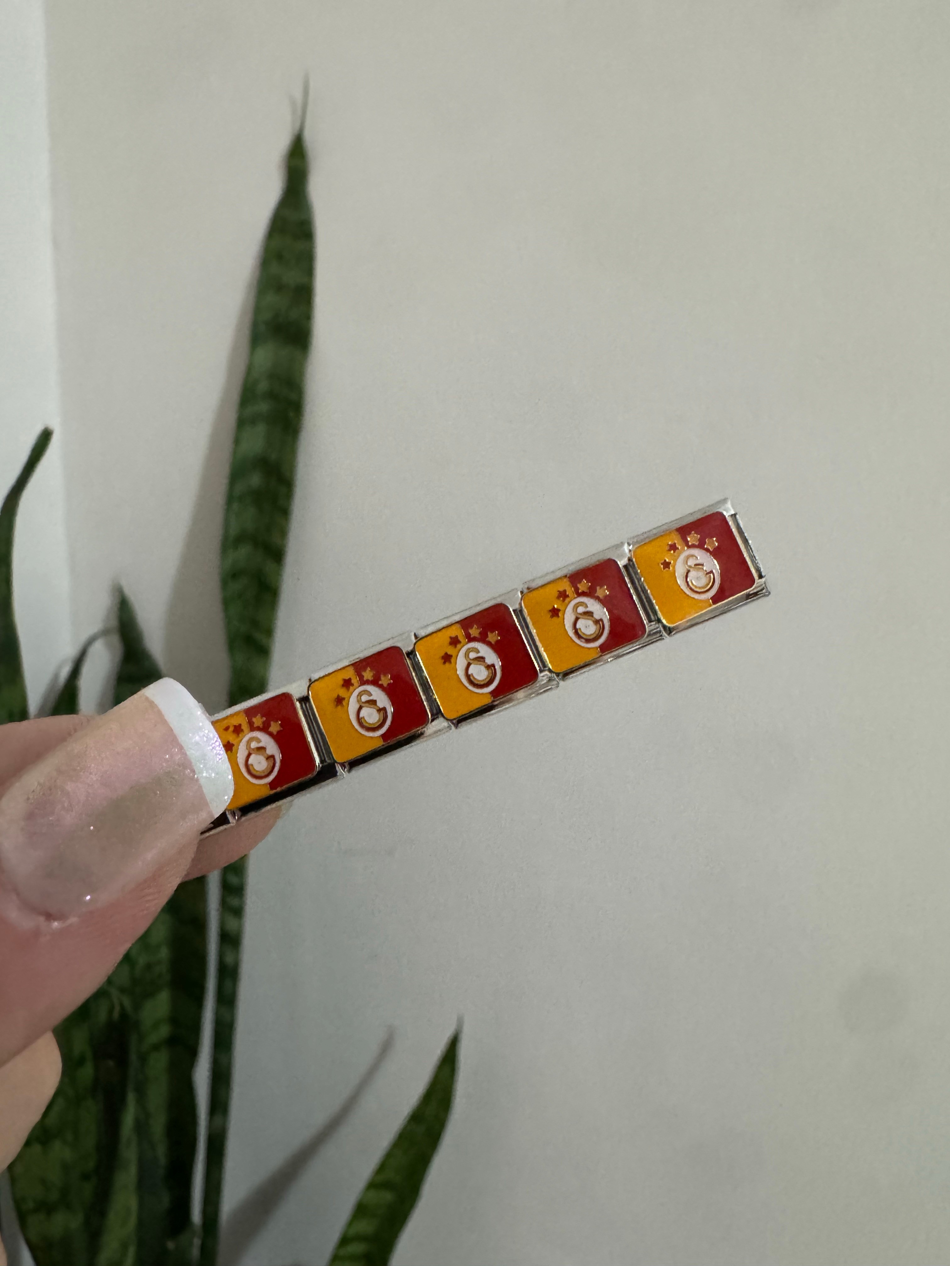 GS charm 1 adet