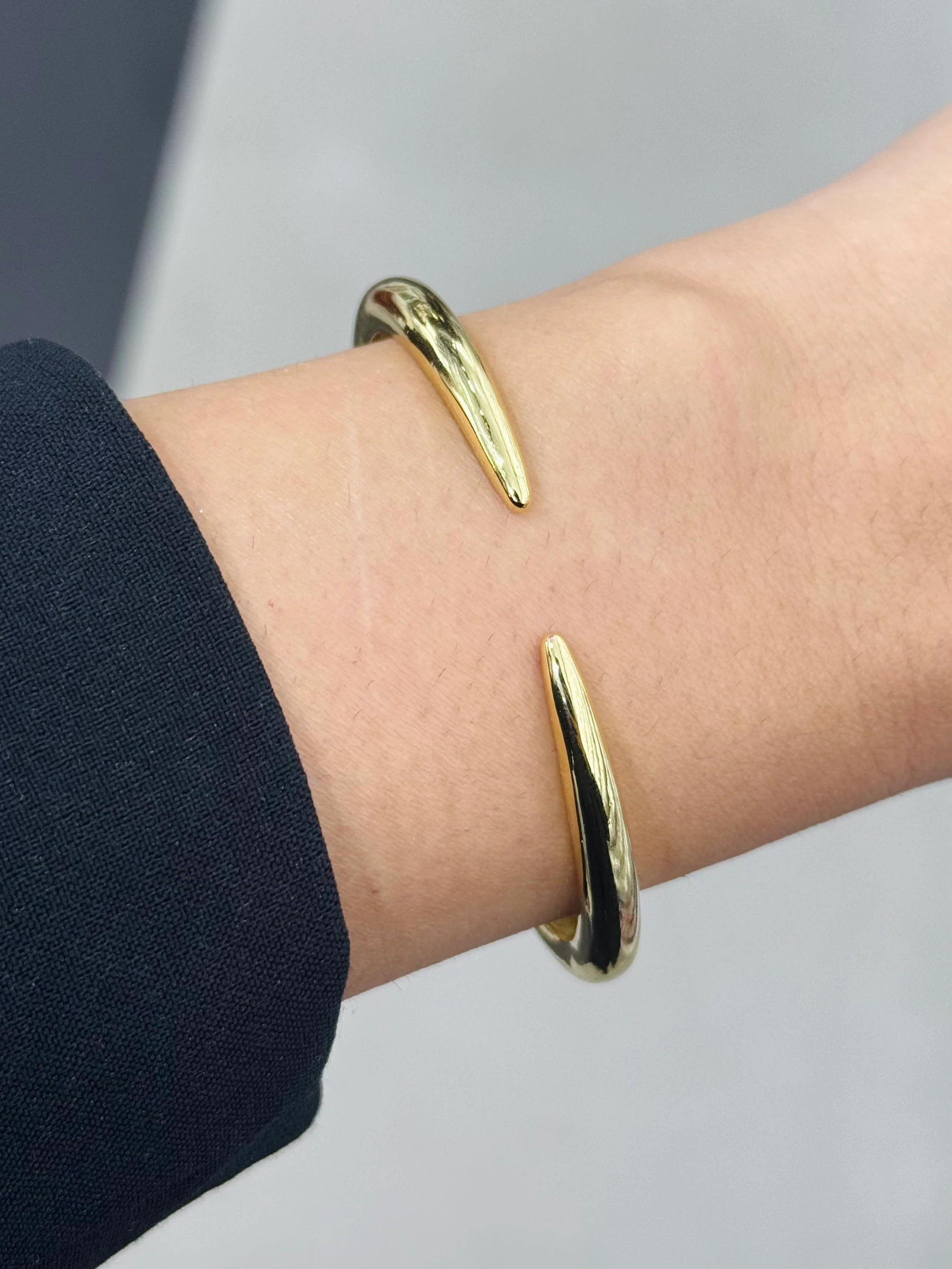 Xuping 14K Zr Model Tasarım Kelepçe