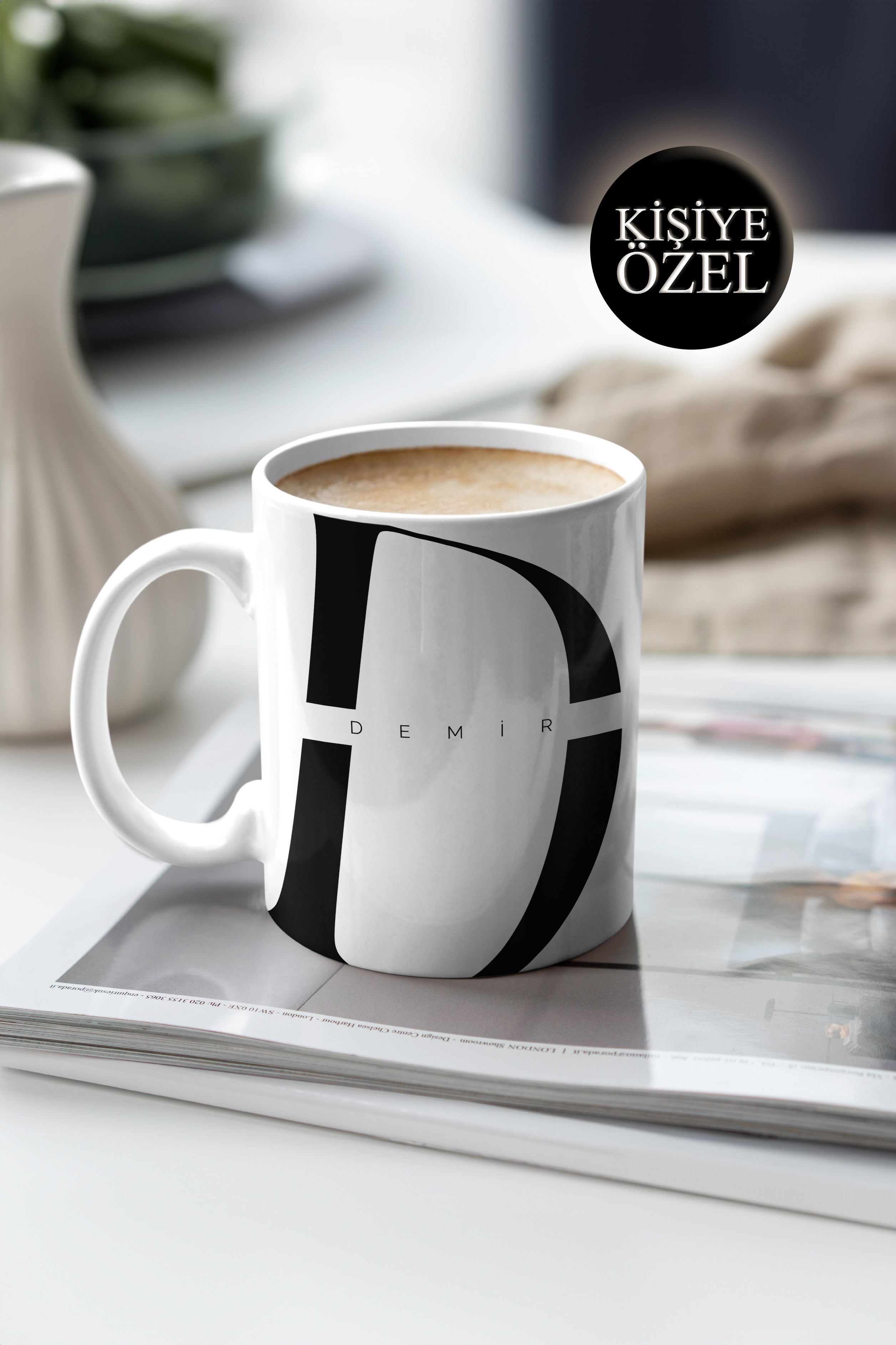 Kişiye Özel D Harfi ve İsim Yazılı Siyah Renkli Tasarım Kupa Bardak 300 ml