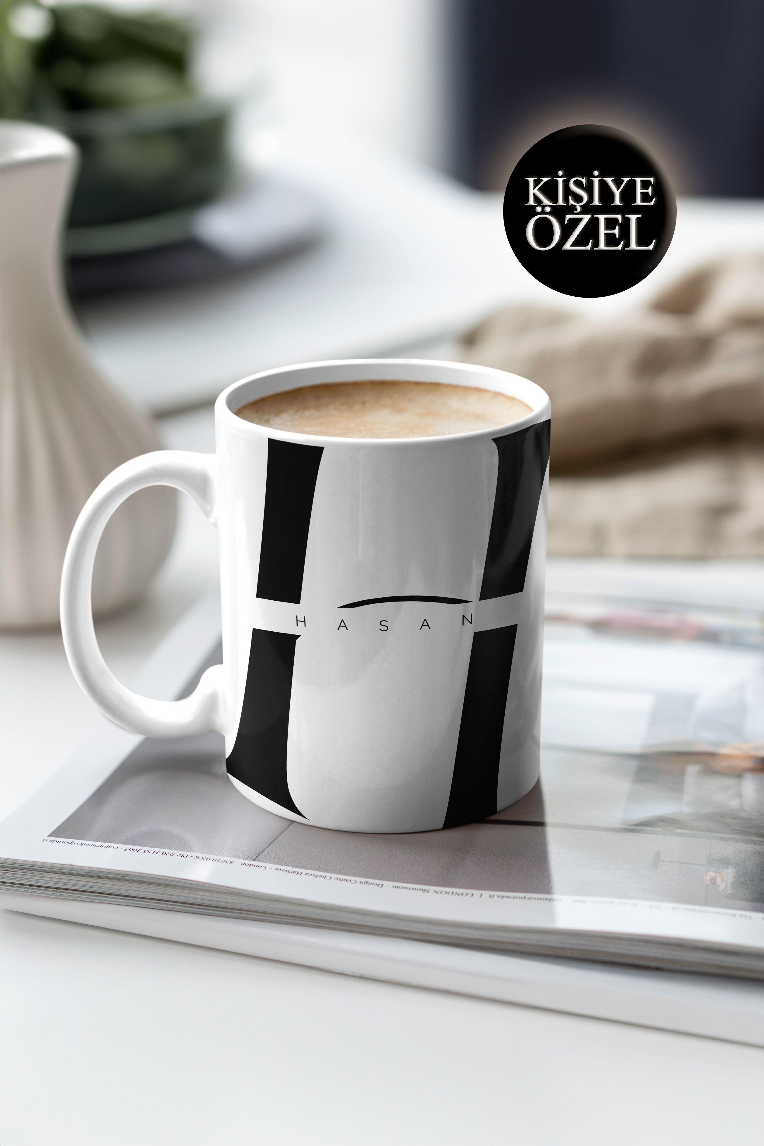 Kişiye Özel H Harfi ve İsim Yazılı Siyah Renkli Tasarım Kupa Bardak 300 ml