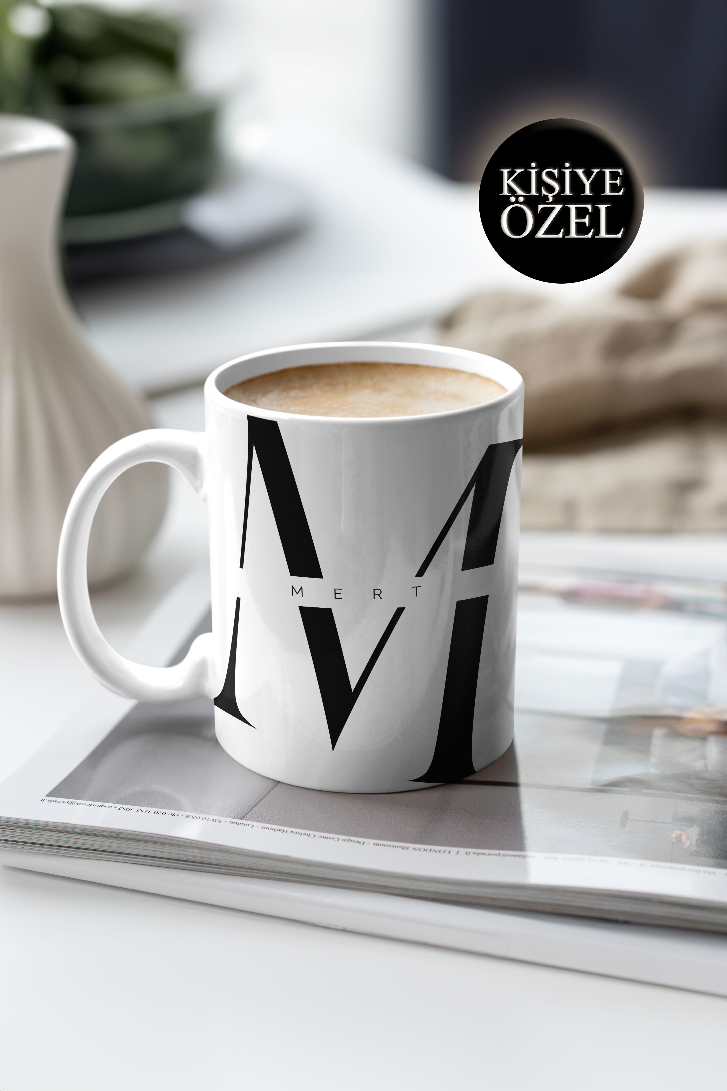 Kişiye Özel M Harfi ve İsim Yazılı Siyah Renkli Tasarım Kupa Bardak 300 ml
