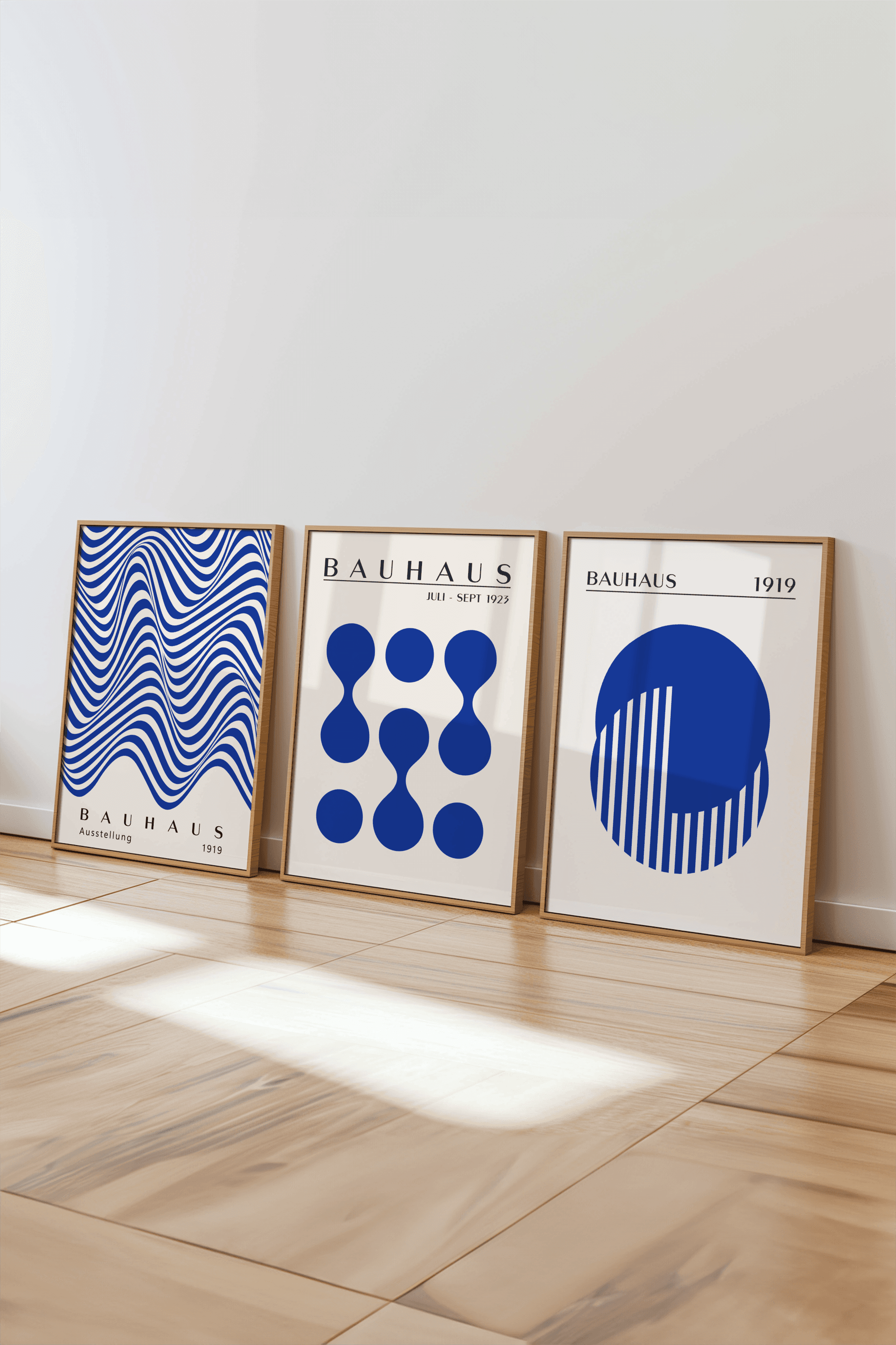 Bauhaus Koleksiyonu No: 7 Tasarımlı 3'lü Çerçevesiz Poster Seti