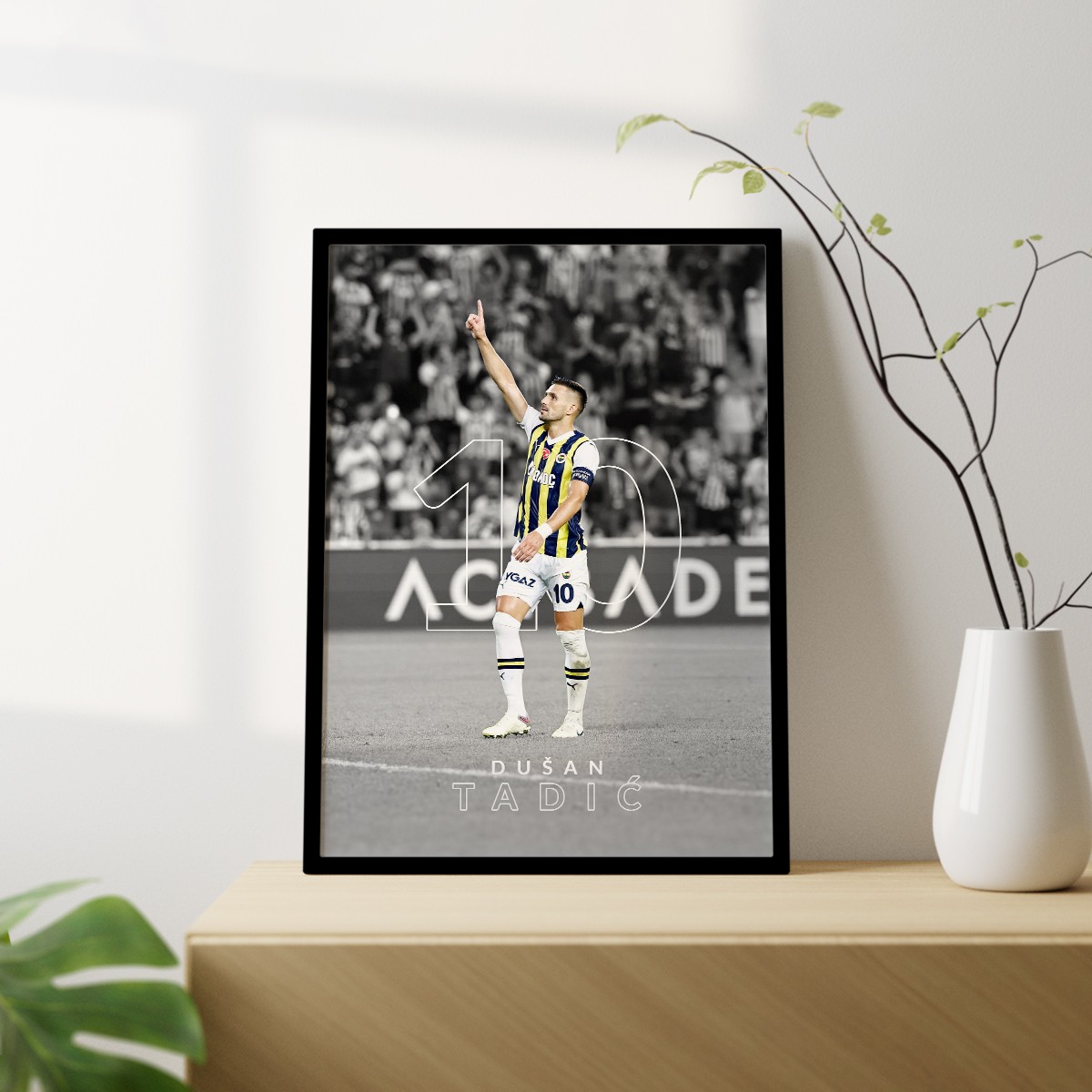 Dusan Tadic Fenerbahçe Tasarımlı Çerçevesiz Futbol Poster