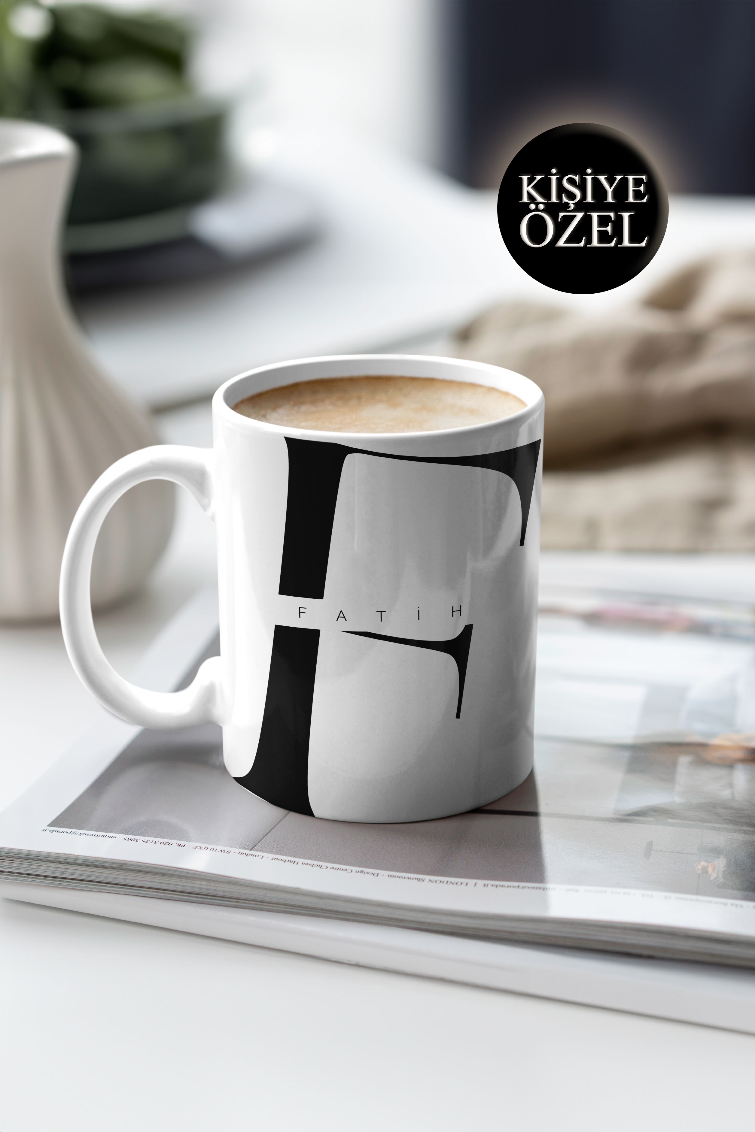 Kişiye Özel F Harfi ve İsim Yazılı Siyah Renkli Tasarım Kupa Bardak 300 ml