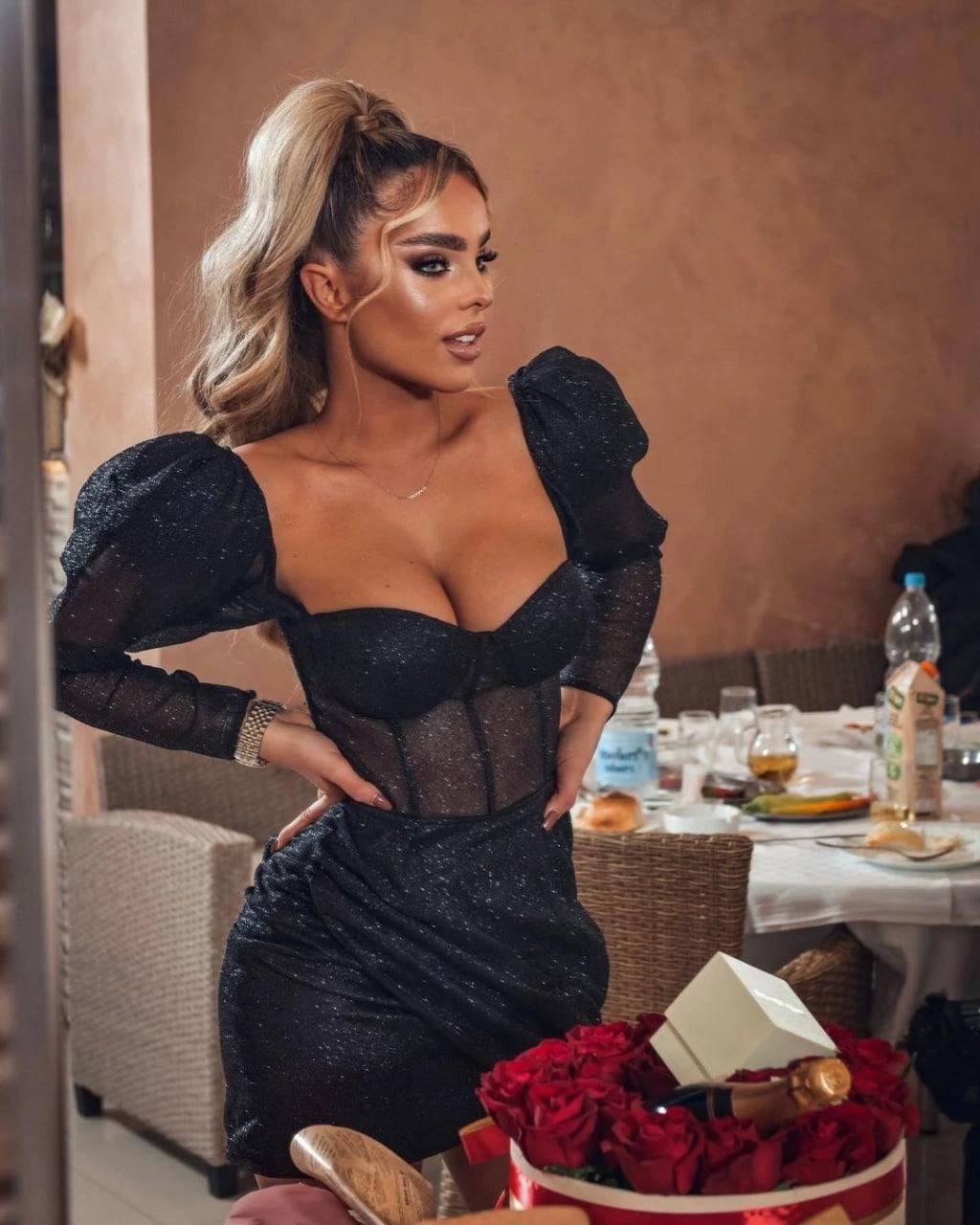 Siyah Simli Mini Tül Detaylı Elbise