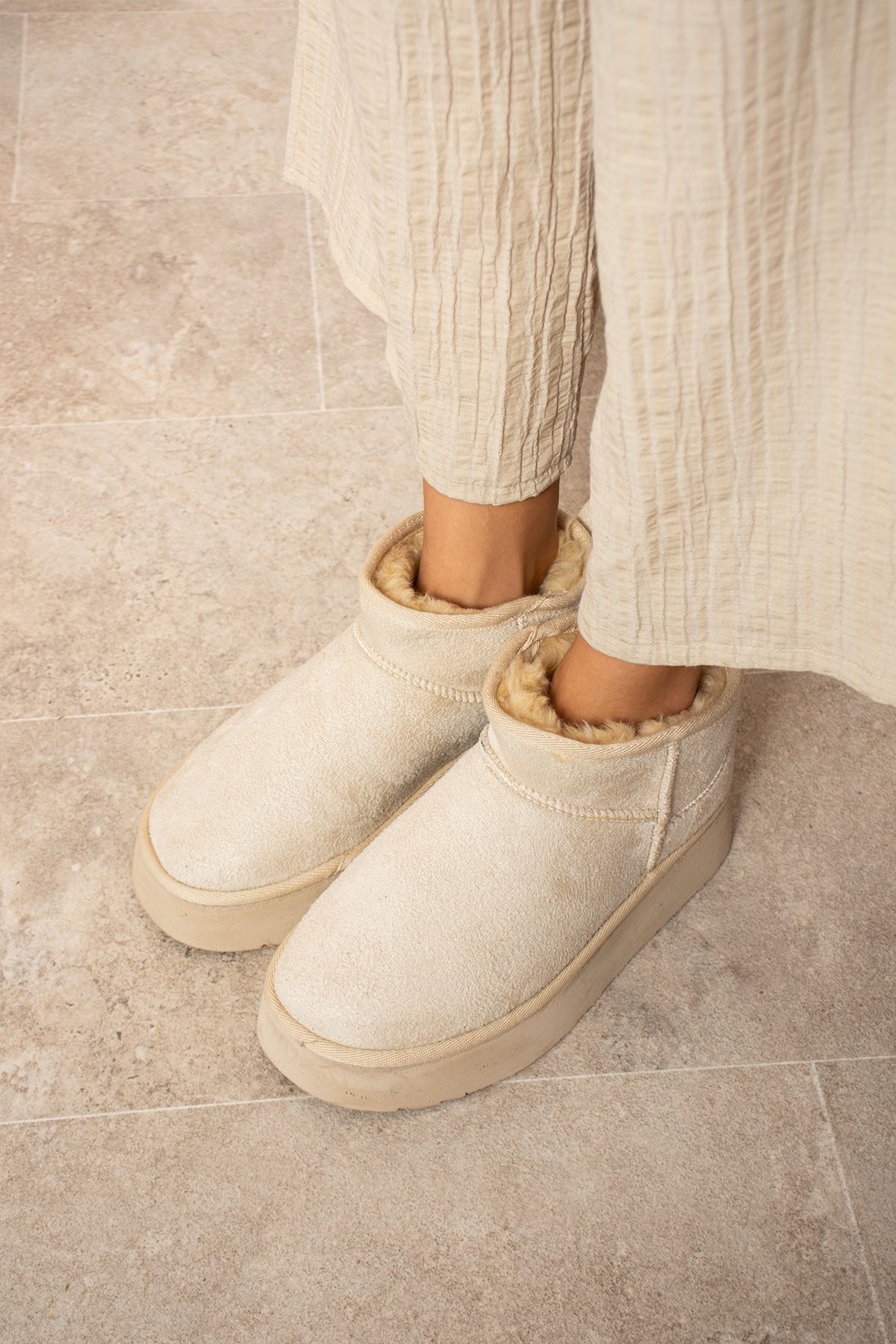 UGG bot