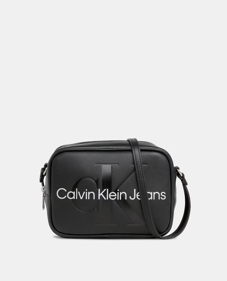 CALVİN KLEİN ÇANTA