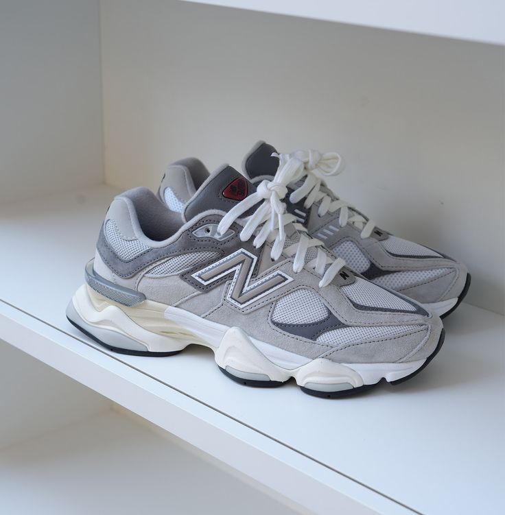 New balance 9060 grey