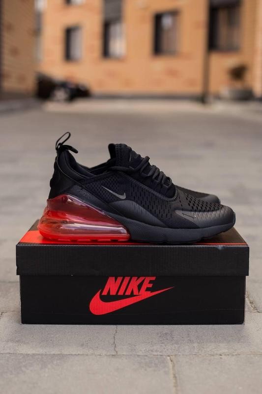 Nike Air 270 black red