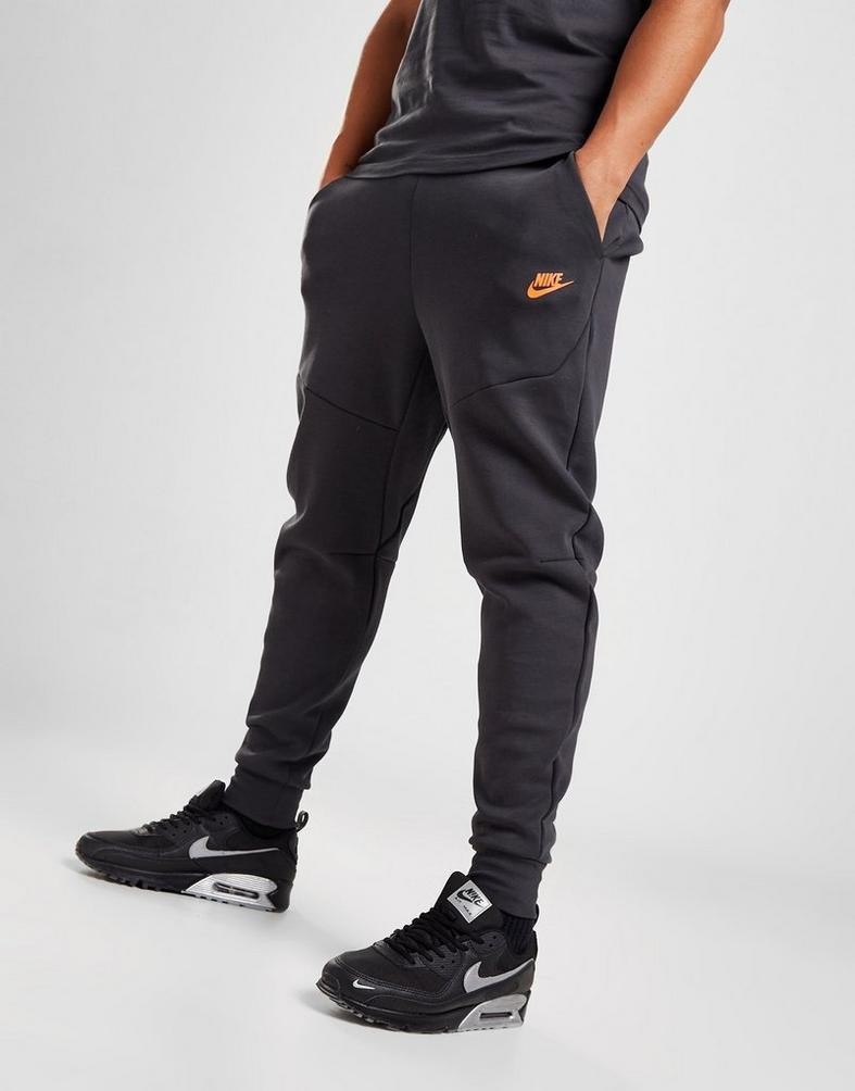 Nike Tech Fleece eşofman 2024