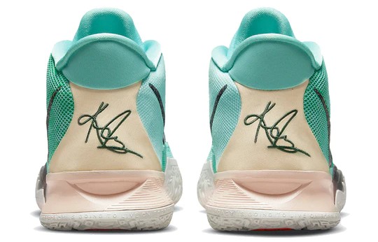 Kyrie 7 Copa Basketball Shoes