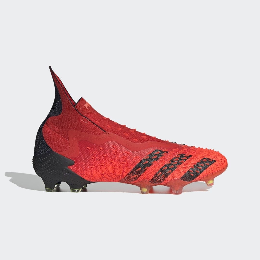 Adidas x Predator Freak elit krampon red