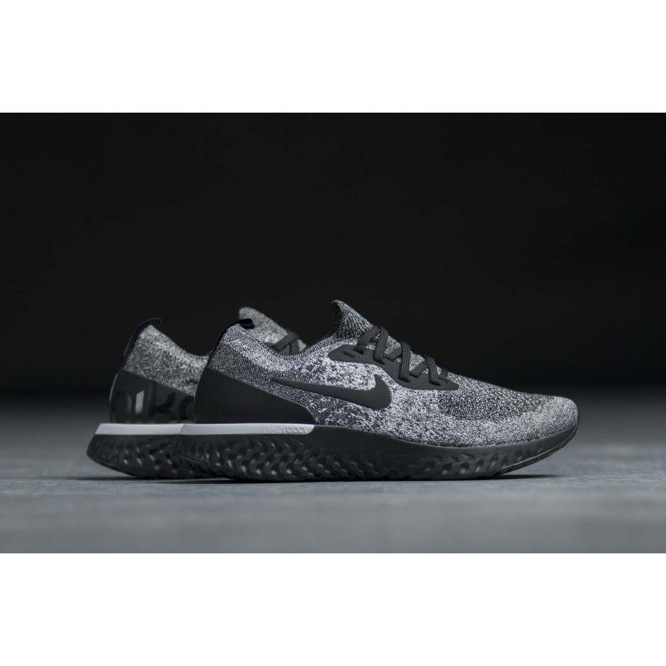 Nike Epic React Flyknit Oreo W   replika